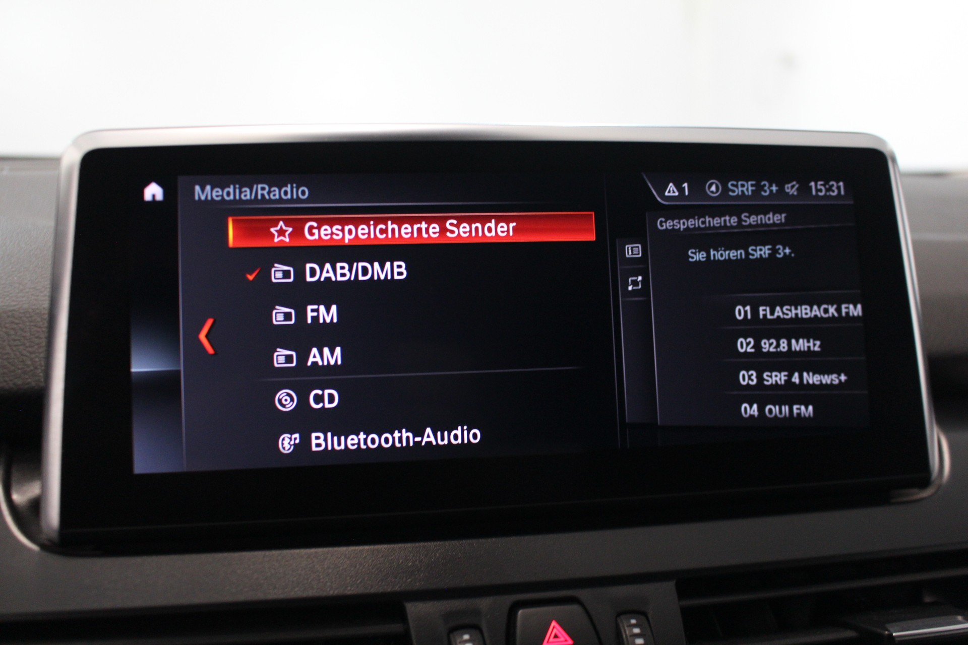BMW 216d Gran Tourer-image-16