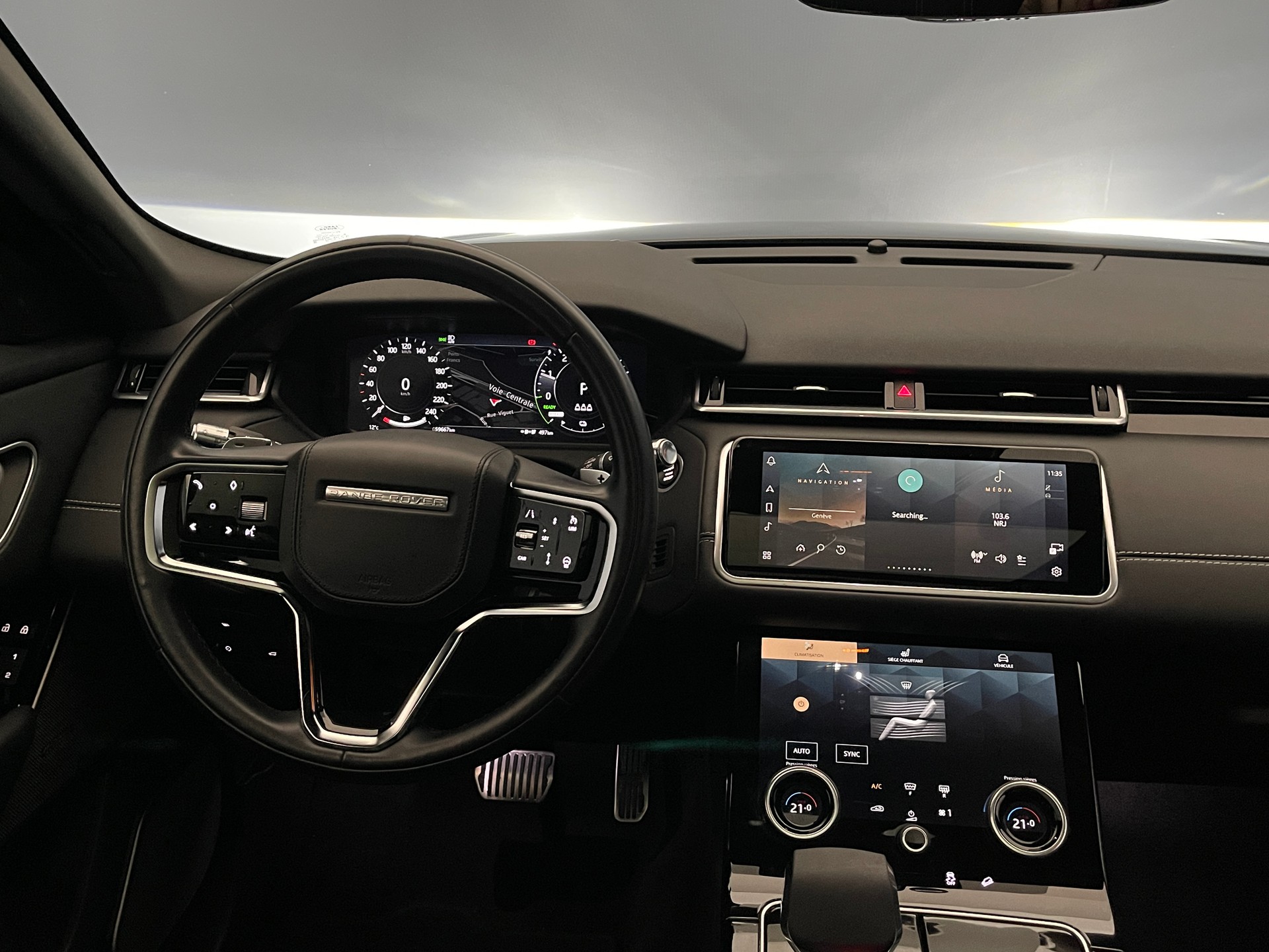 LAND ROVER Range Rover Velar 2.0 P400e R-Dynamic SE-image-5
