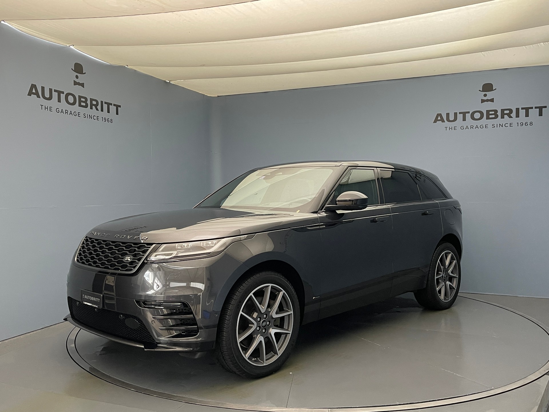 LAND ROVER Range Rover Velar 2.0 P400e R-Dynamic SE-image-0