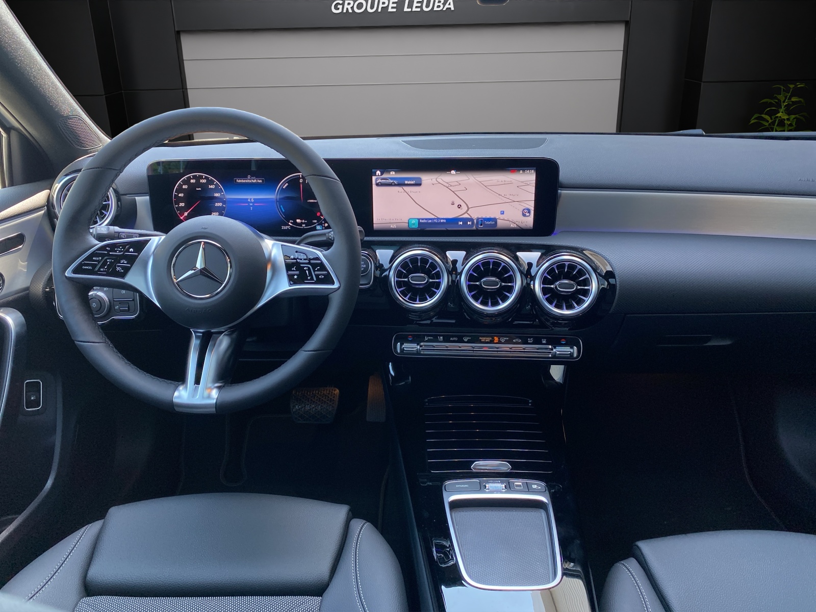 Image MERCEDES-BENZ A-250 A 250 e EQ Star 8G-DCT