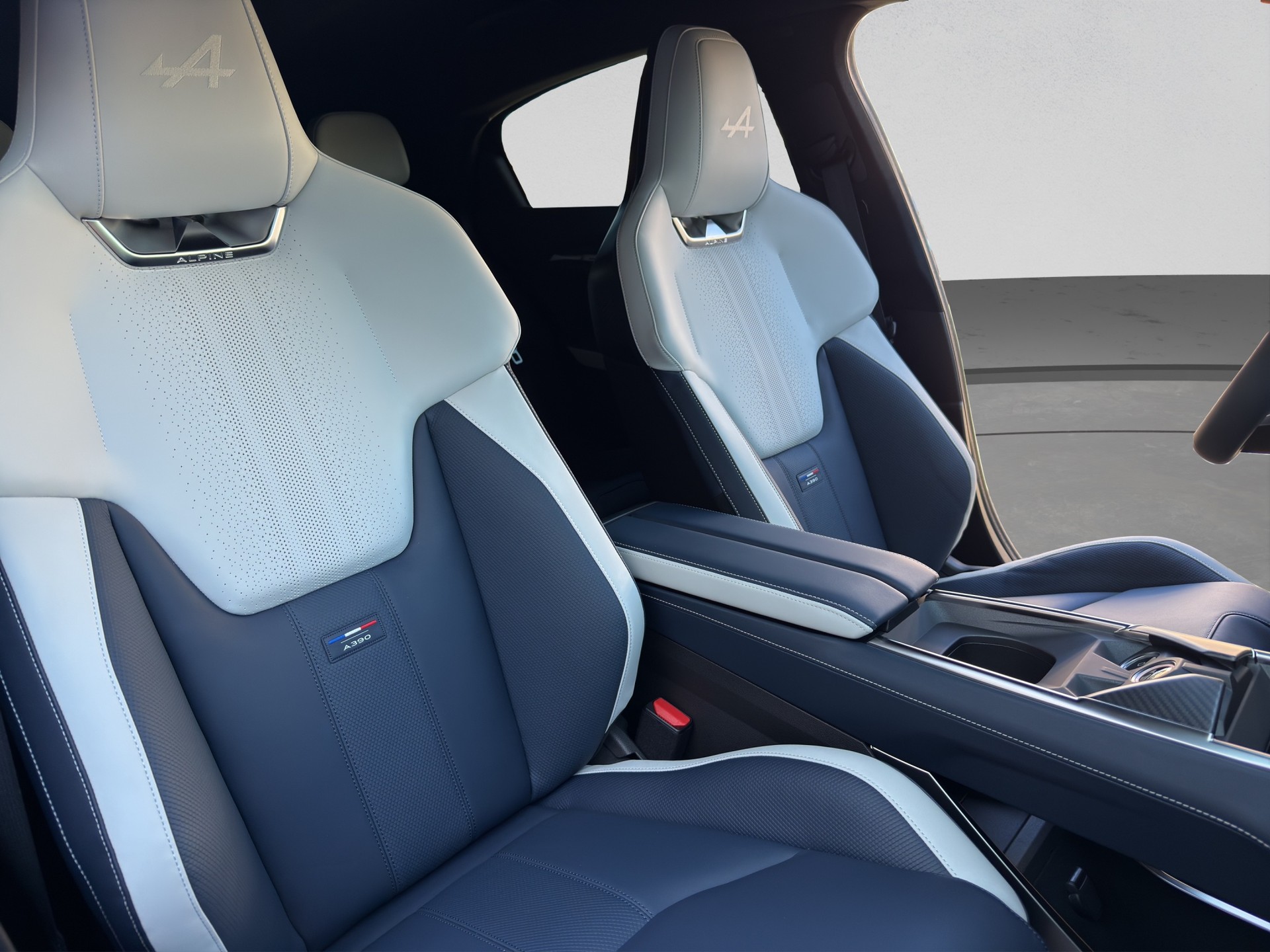 ALPINE A390 86kWh GT AWD-image-15