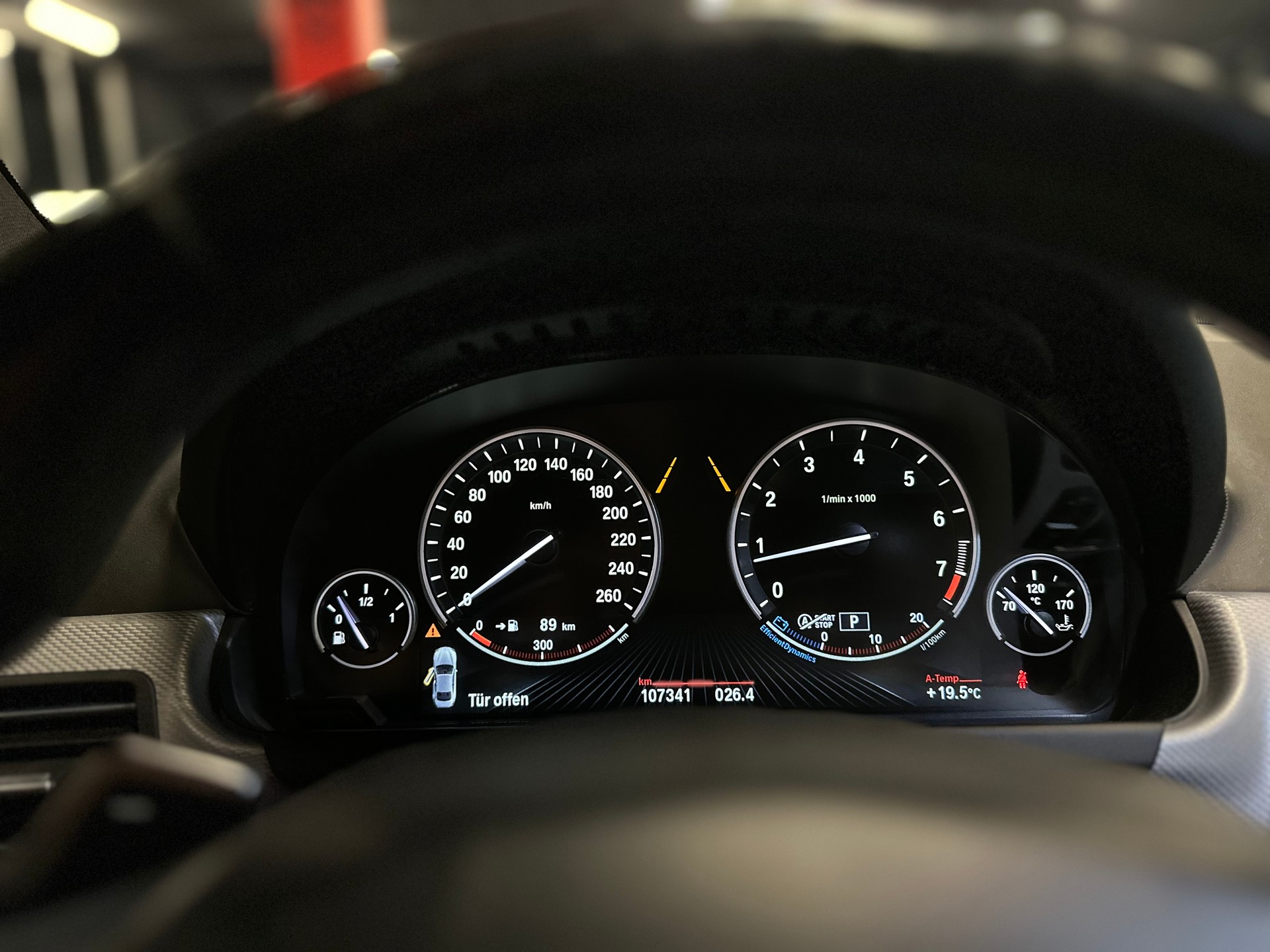 BMW 650i Coupé xDrive / M-Sportpaket / ** Frisch ab MFK + Grossem Service **-image-14
