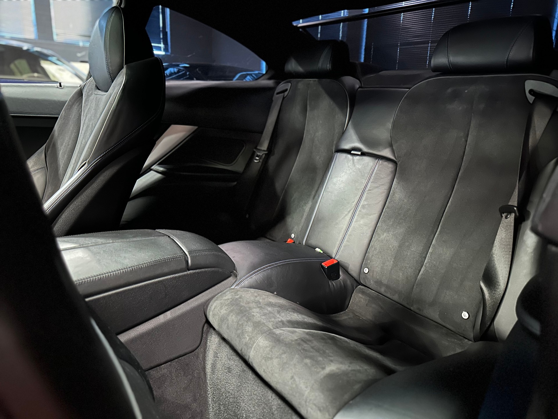 BMW 650i Coupé xDrive / M-Sportpaket / ** Frisch ab MFK + Grossem Service **-image-20