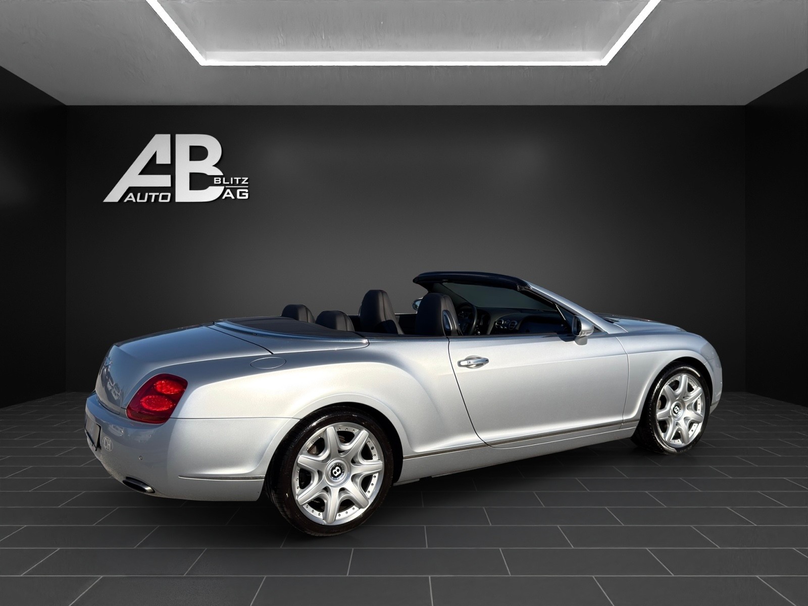 BENTLEY Continental GTC 6.0-image-4