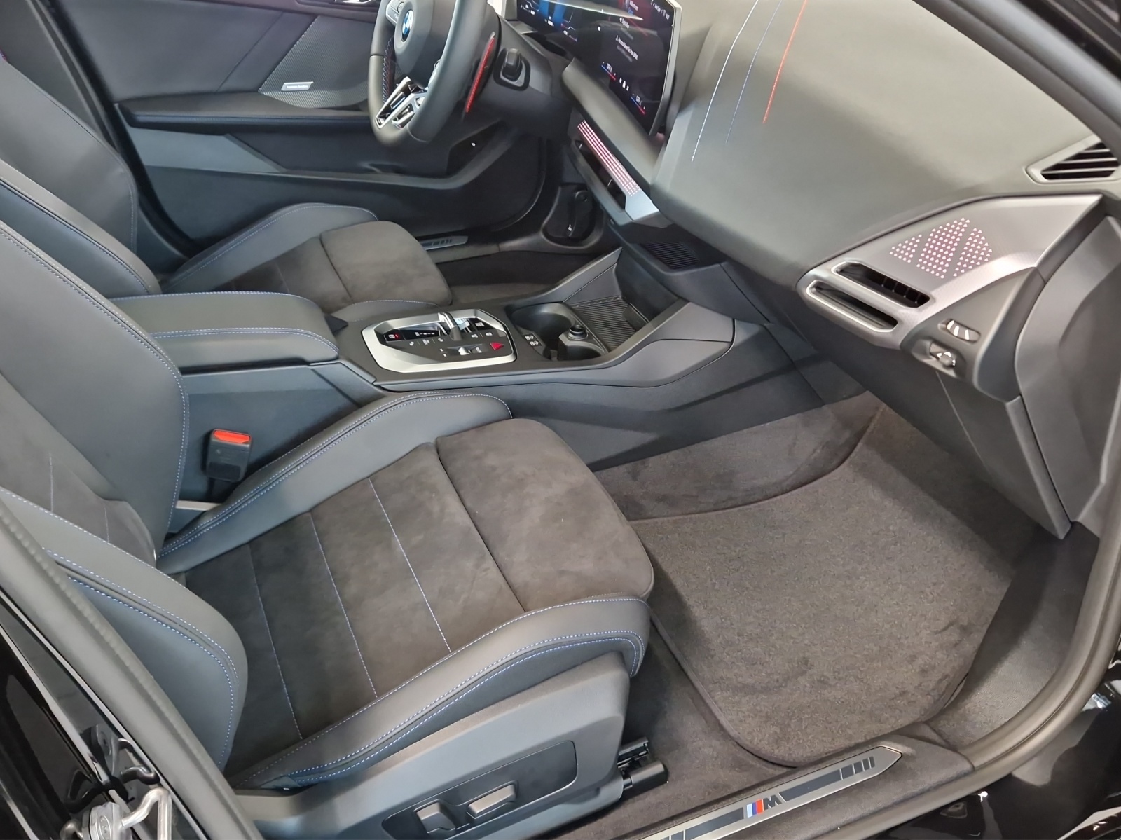 BMW M135 xDrive M Sport Pro-image-4