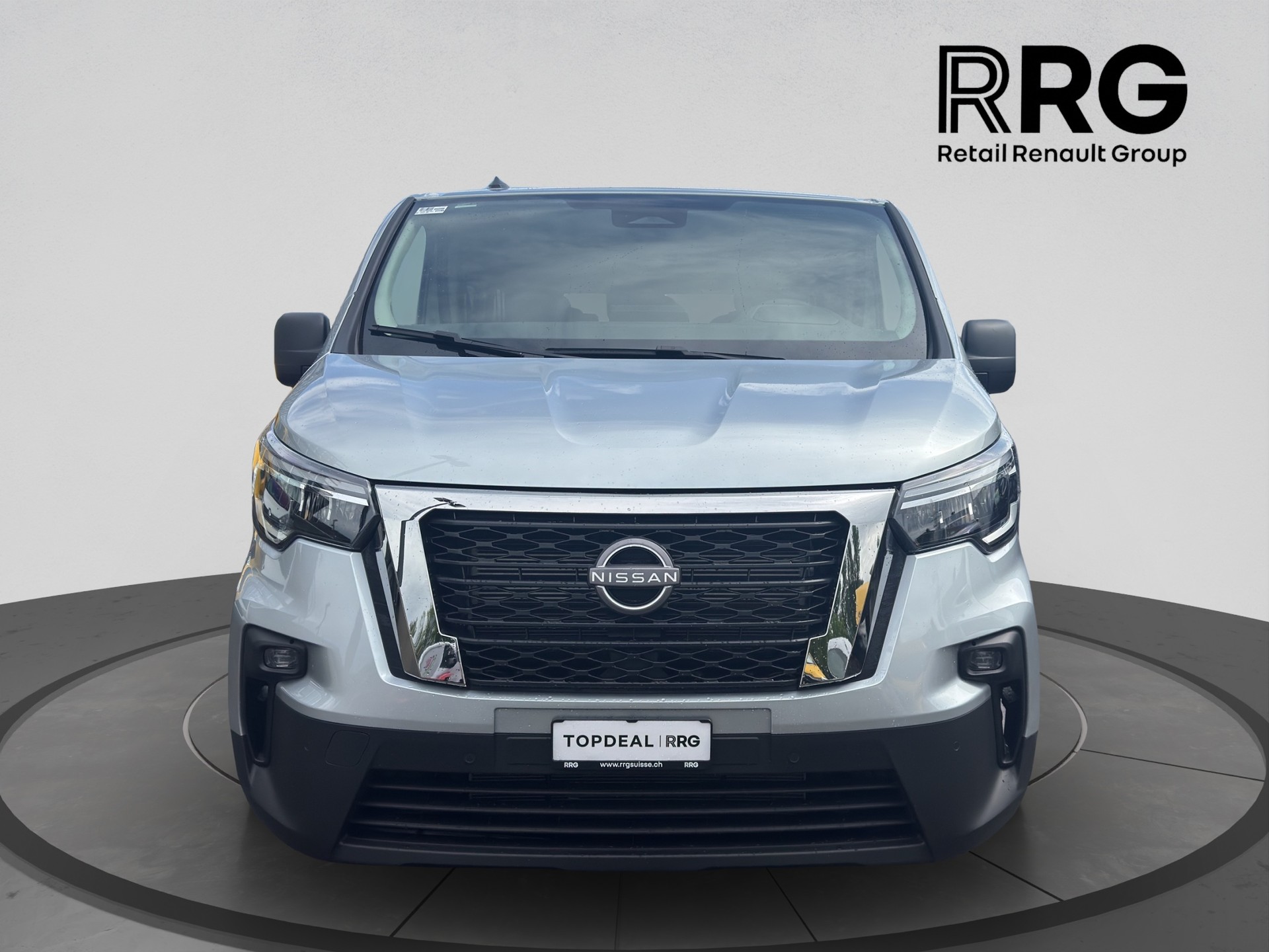 NISSAN Tekna L1H1 170 2.0dCi 9pl-image-8