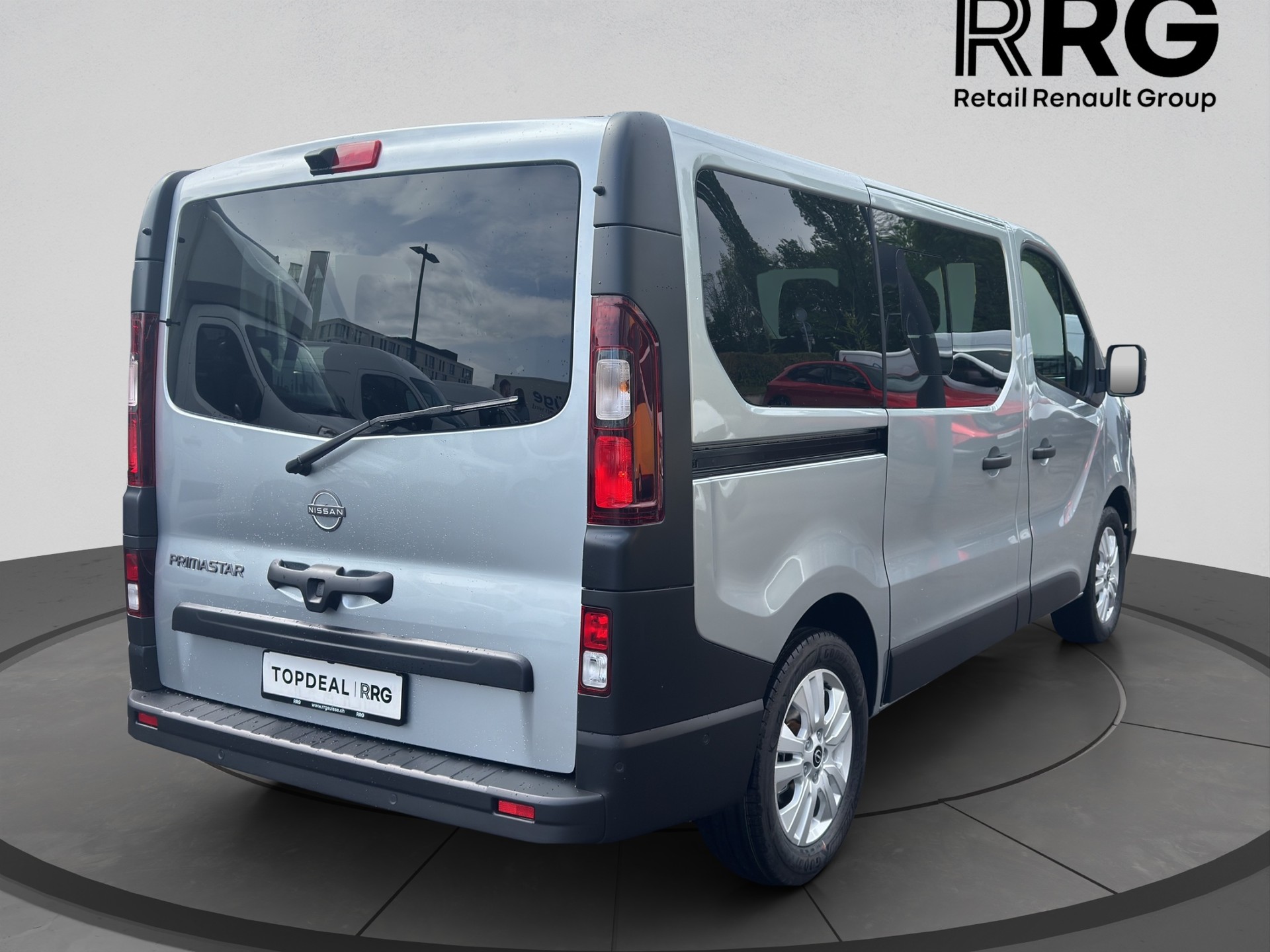 NISSAN Tekna L1H1 170 2.0dCi 9pl-image-4