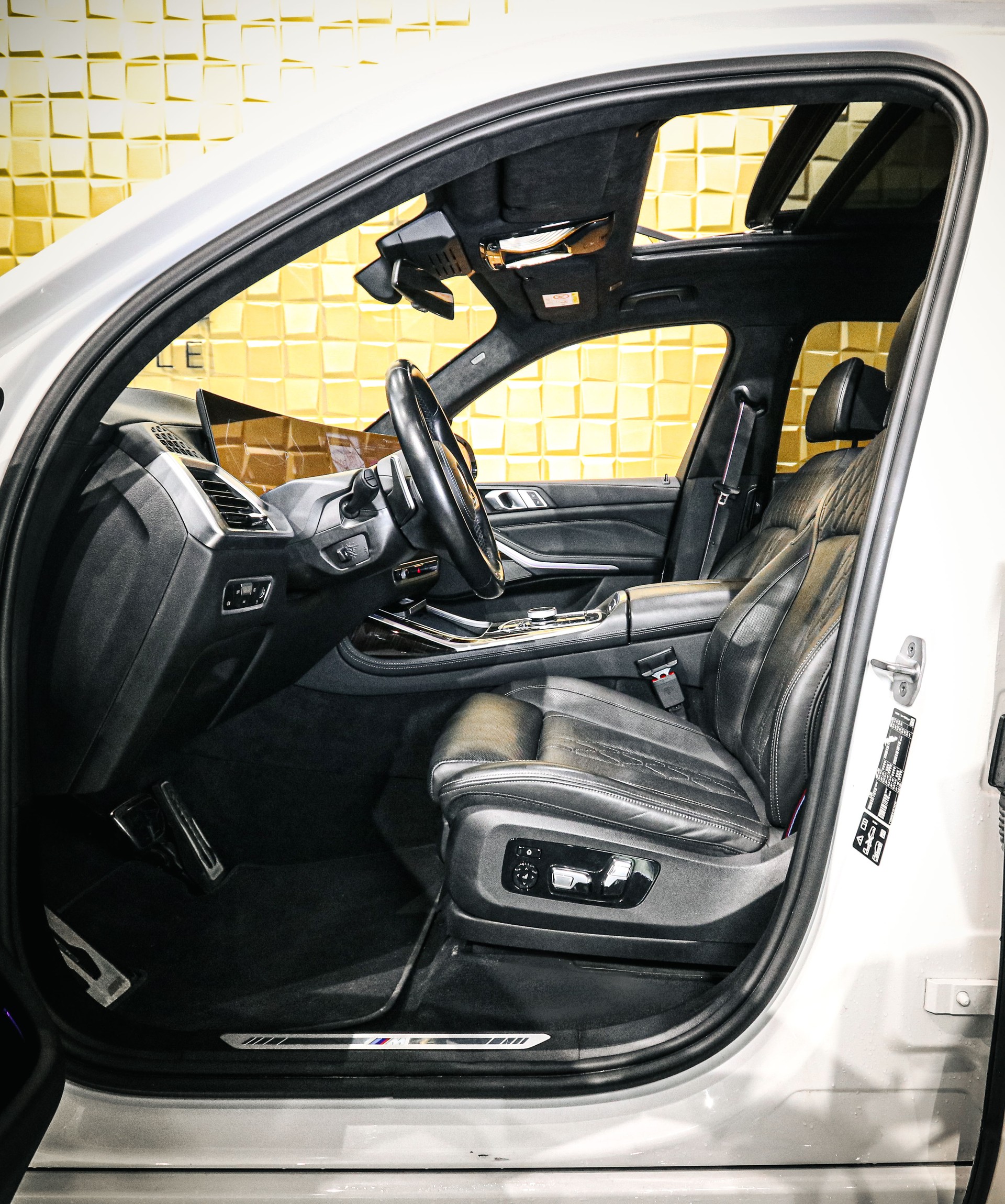 BMW X7 40d M Sport Pro Steptronic xDrive 7plc.-image-9