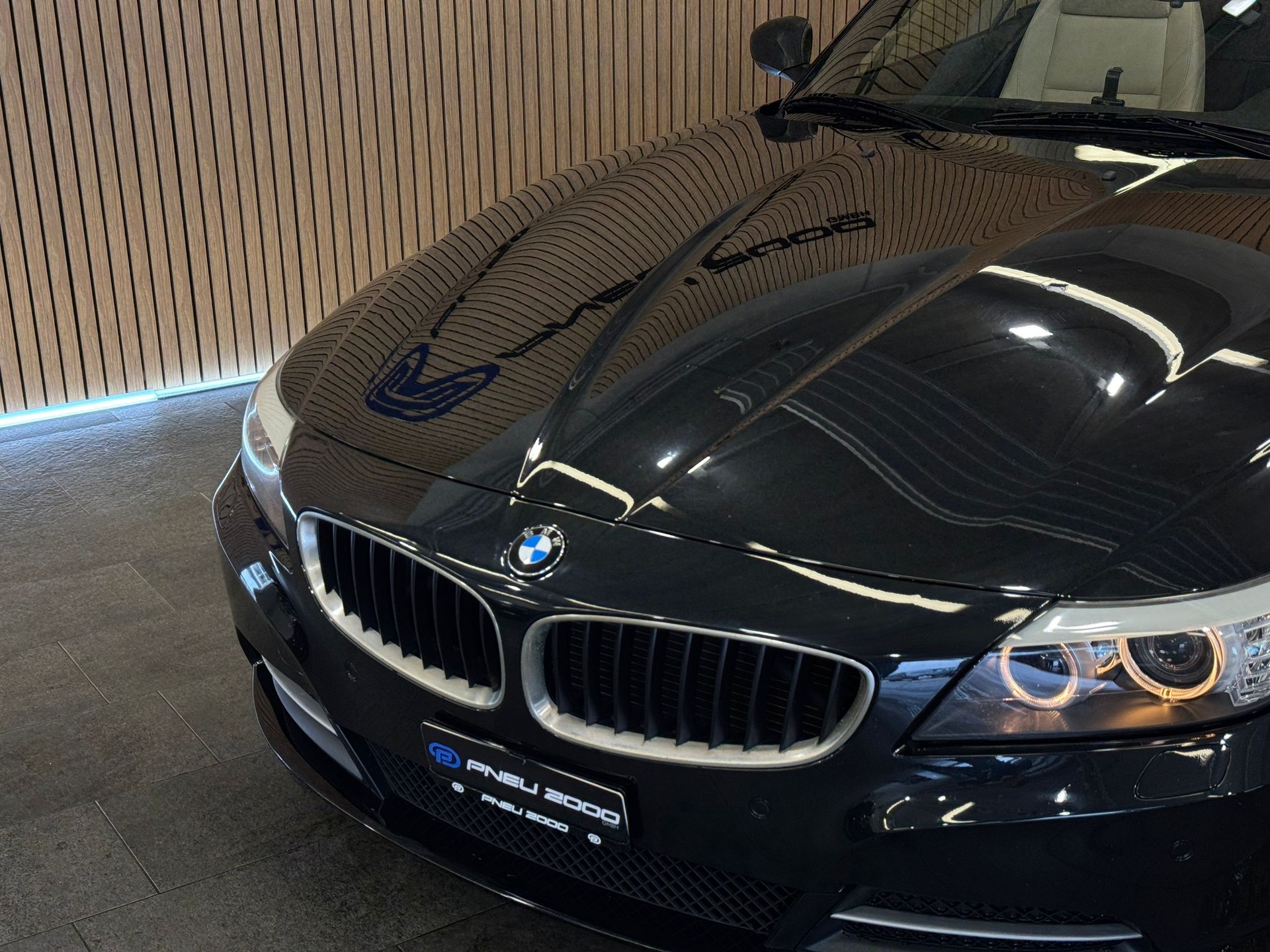 BMW Z4 sDrive23i *CH-Fahrzeug*-image-2