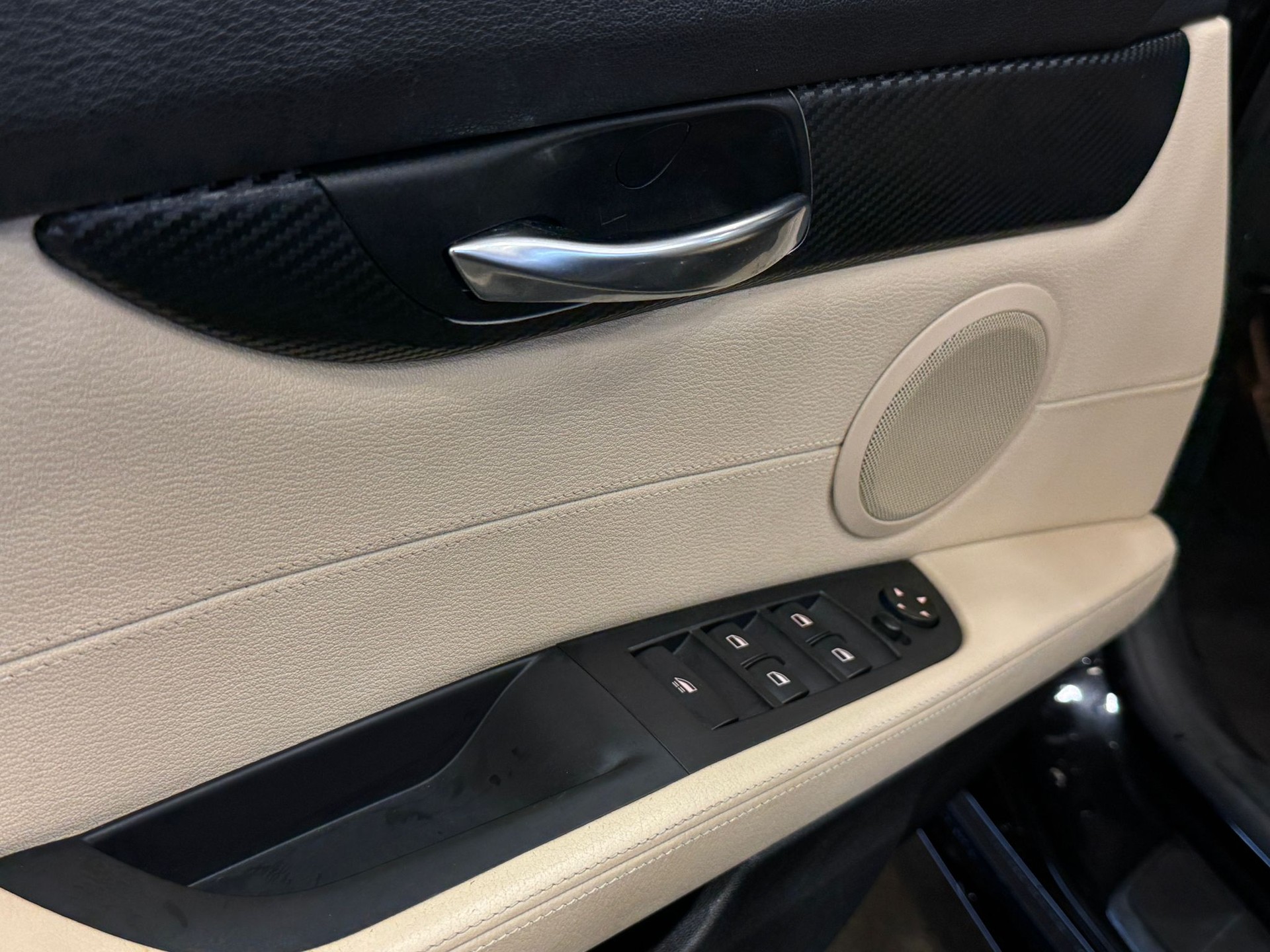 BMW Z4 sDrive23i *CH-Fahrzeug*-image-10