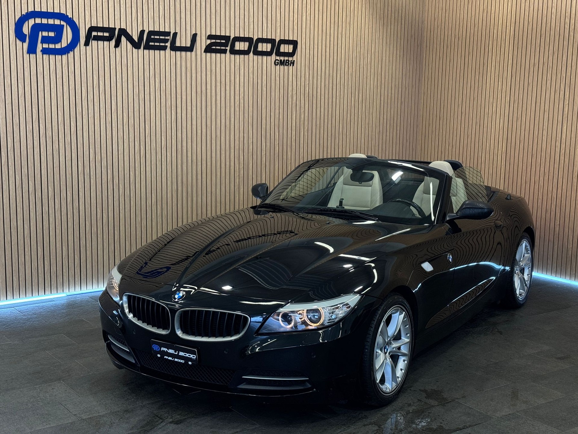 BMW Z4 sDrive23i *CH-Fahrzeug*-image-0