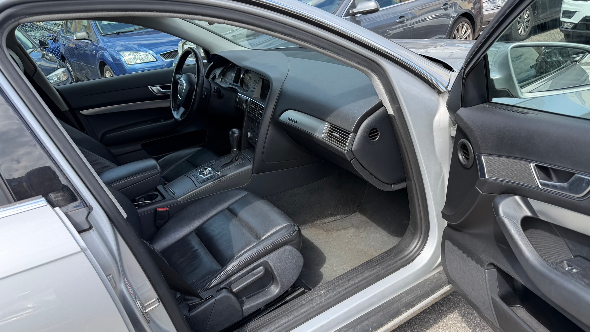 AUDI A6 Limousine 3.0 V6 TDI quattro-image-4