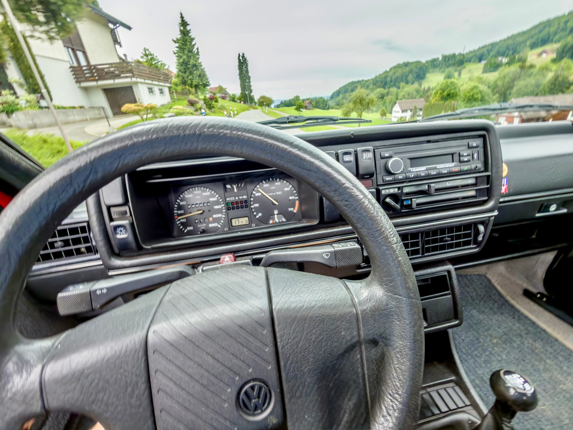 VW 1.8 syncro Country-image-14