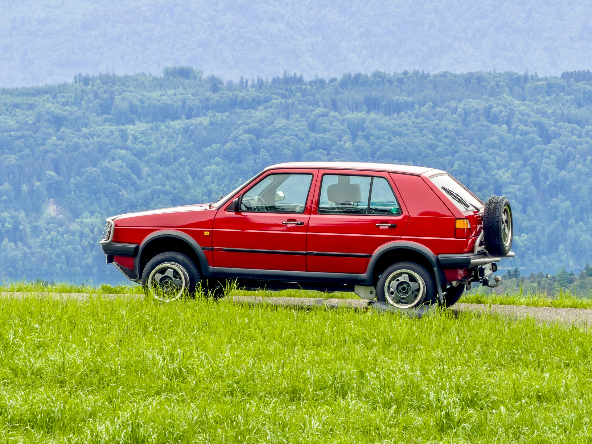 VW 1.8 syncro Country-image-1