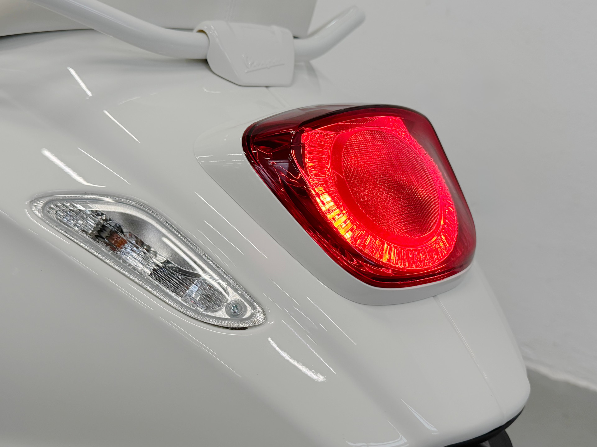 PIAGGIO Vespa 125 Sprint ABS-image-9