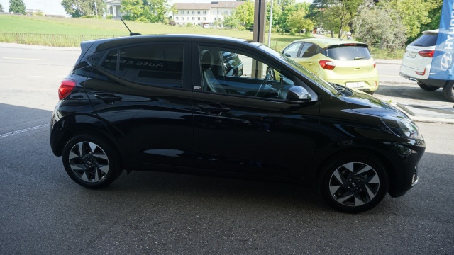 HYUNDAI i10 1.2 Amplia-image-3