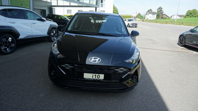 HYUNDAI i10 1.2 Amplia-image-0