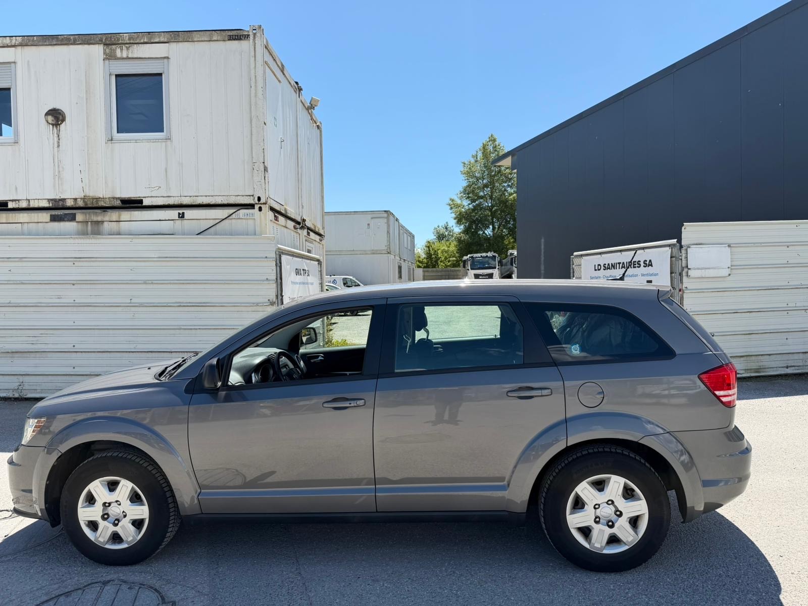 DODGE JOURNEY SXT 2.4-image-6