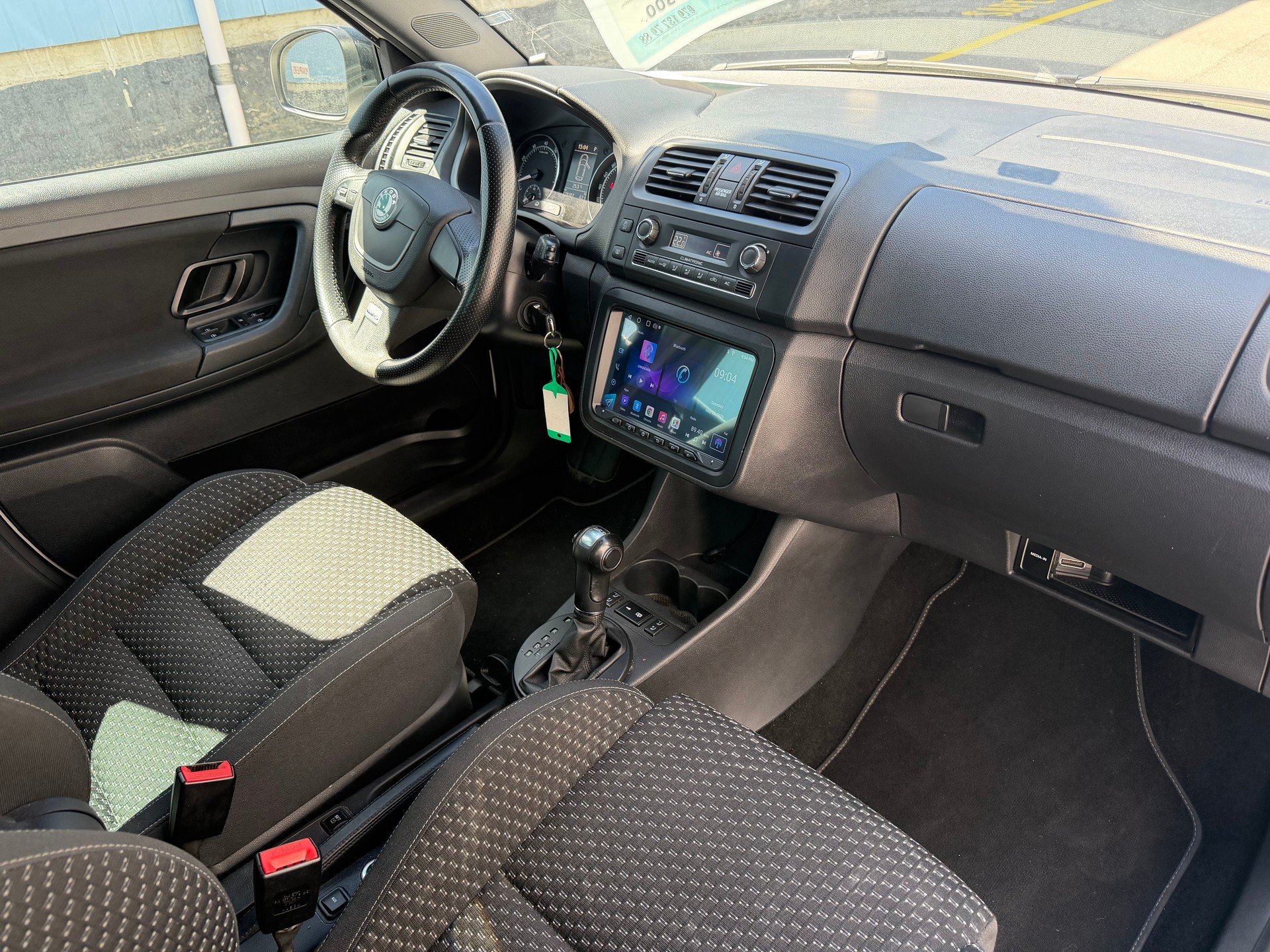 SKODA Fabia 1.4 TSI RS DSG-image-12