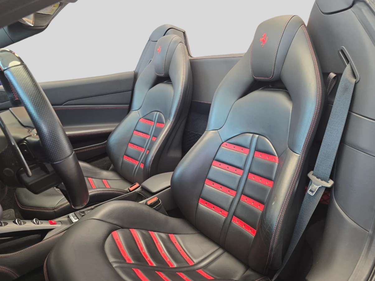 FERRARI 488 Spider 3.9 V8-image-10