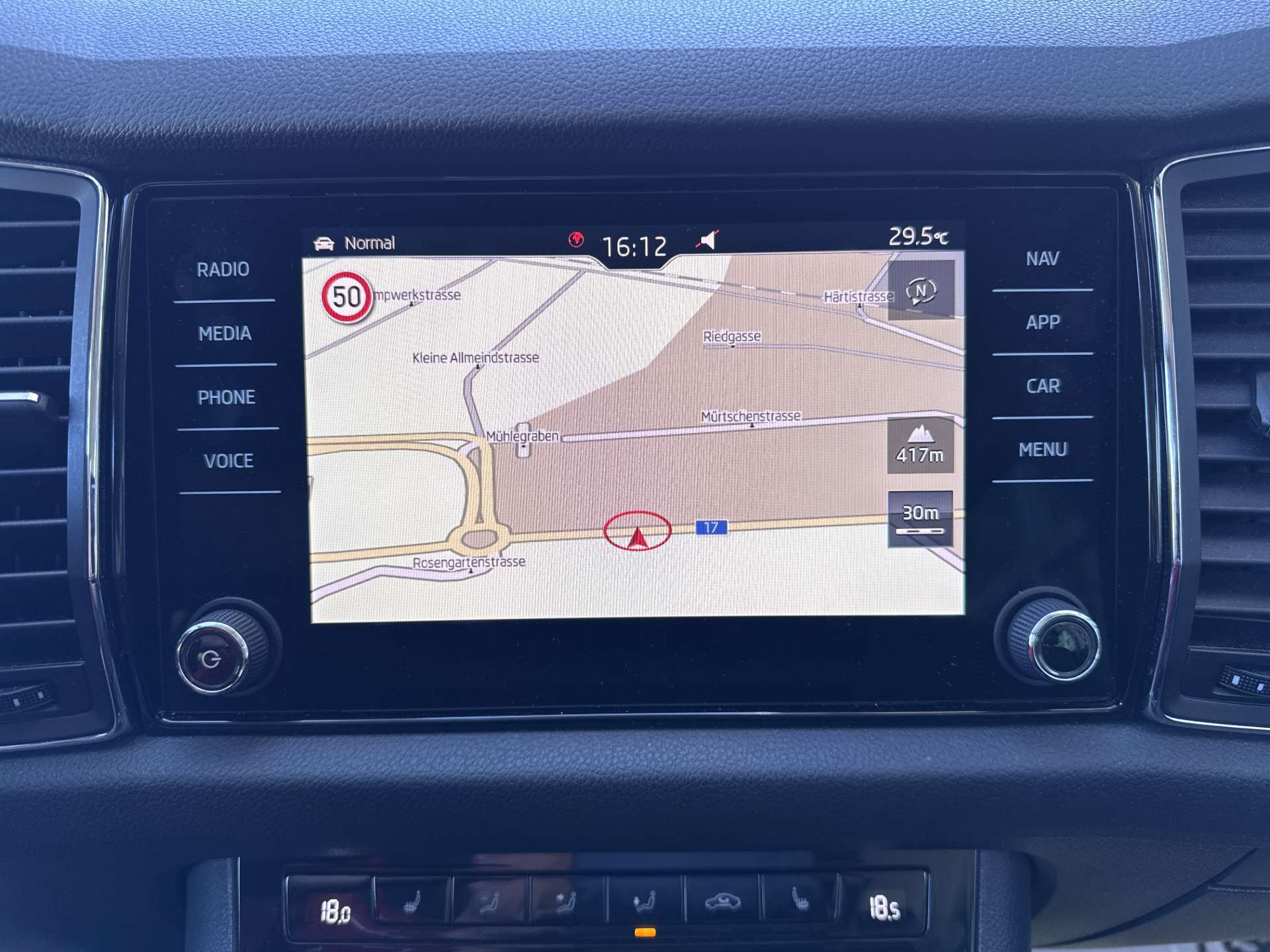 SKODA Kodiaq 2.0 TSi Scout 7-Plätzer 4x4 DSG-Automat-image-1