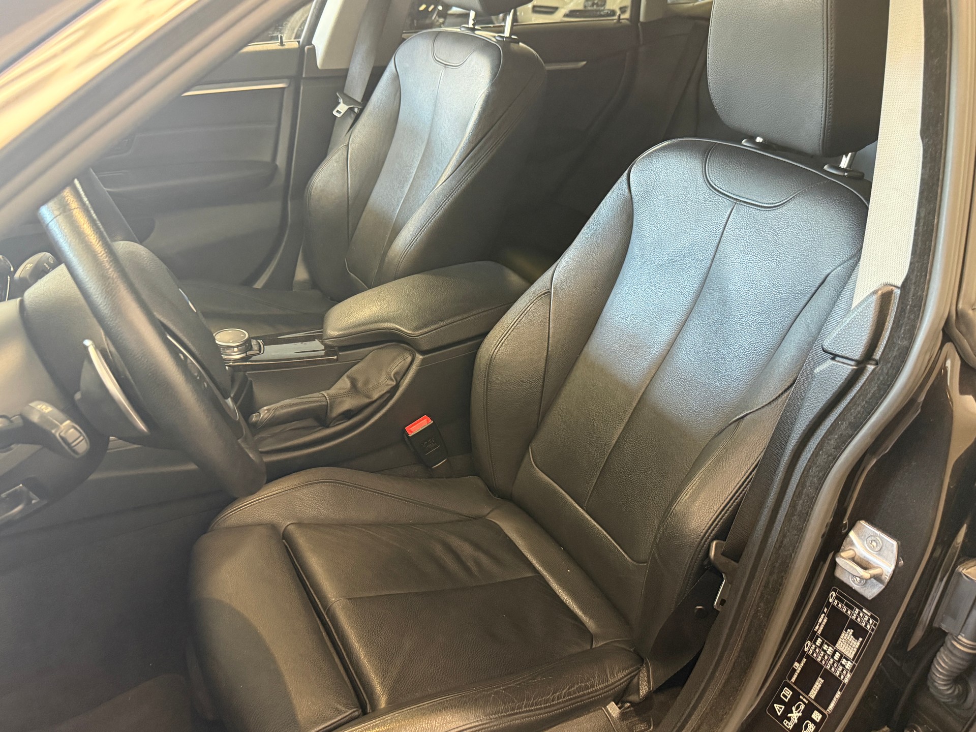 BMW 440i Gran Coupé xDrive Luxury Line Steptronic-image-14