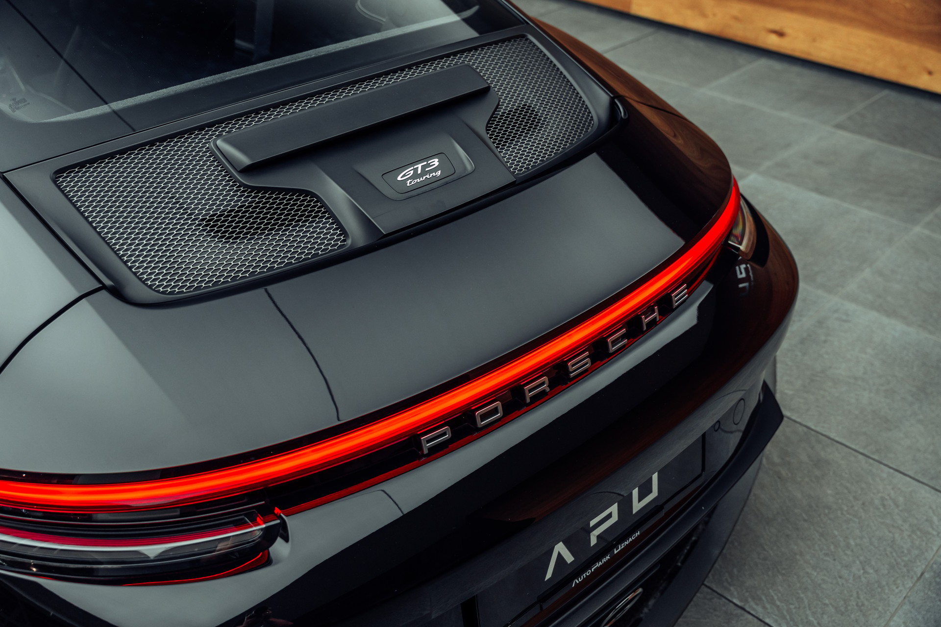 PORSCHE 911 GT3 Touring-image-20