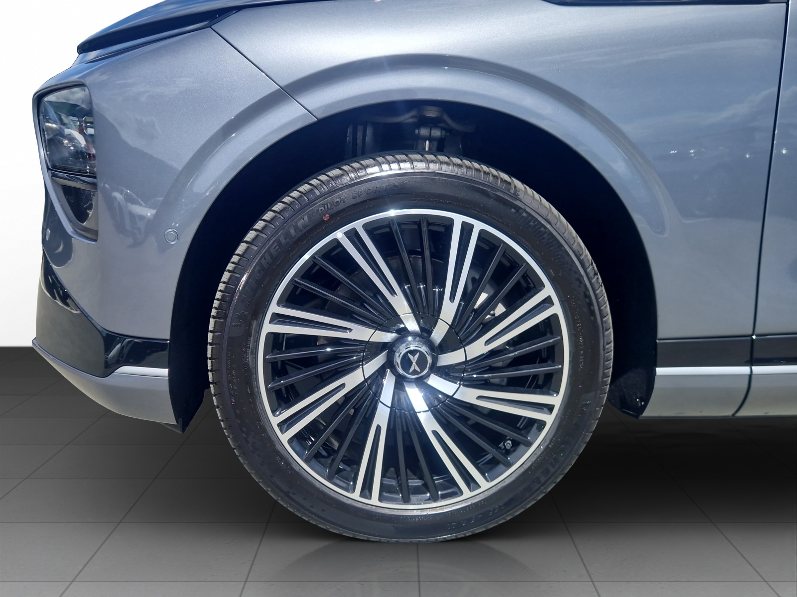 XPENG G9 93kWh Performance AWD-image-5