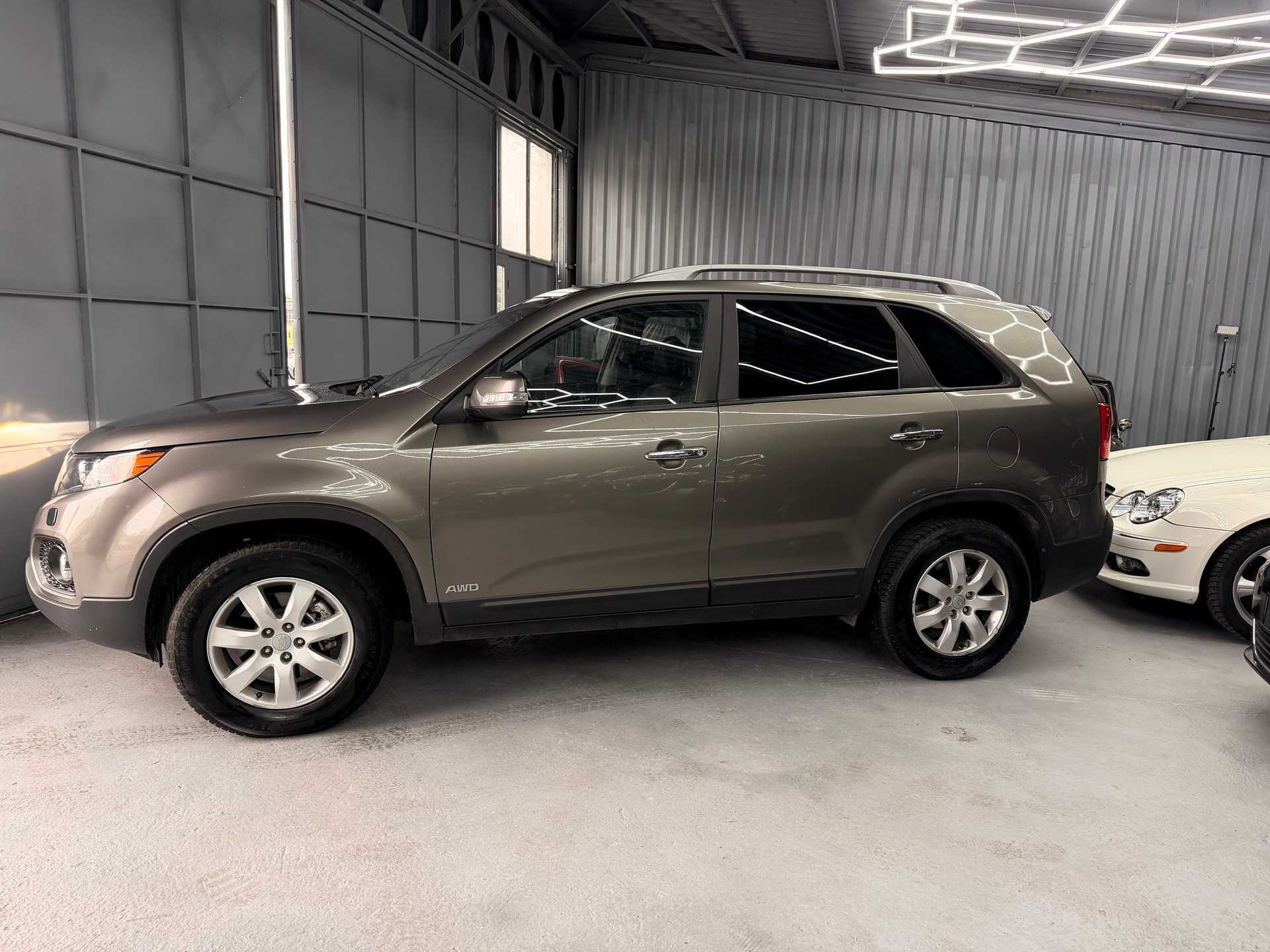 KIA Sorento 2.2 CRDI Trend Automatic-image-2