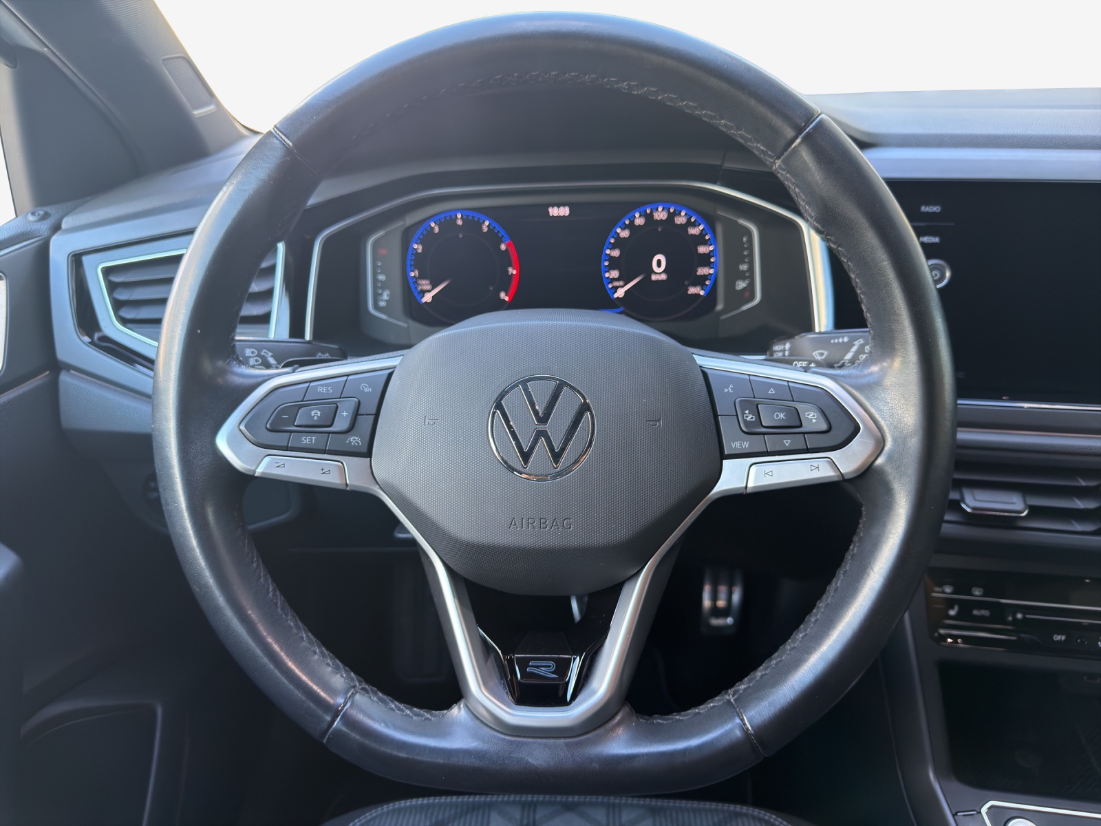 VW Polo 1.0 TSI R-Line DSG-image-9