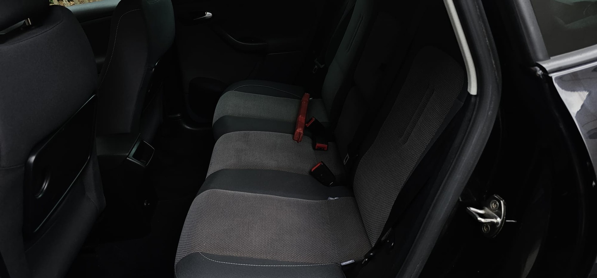 SEAT 1.9 TDI Reference 4x4-image-5