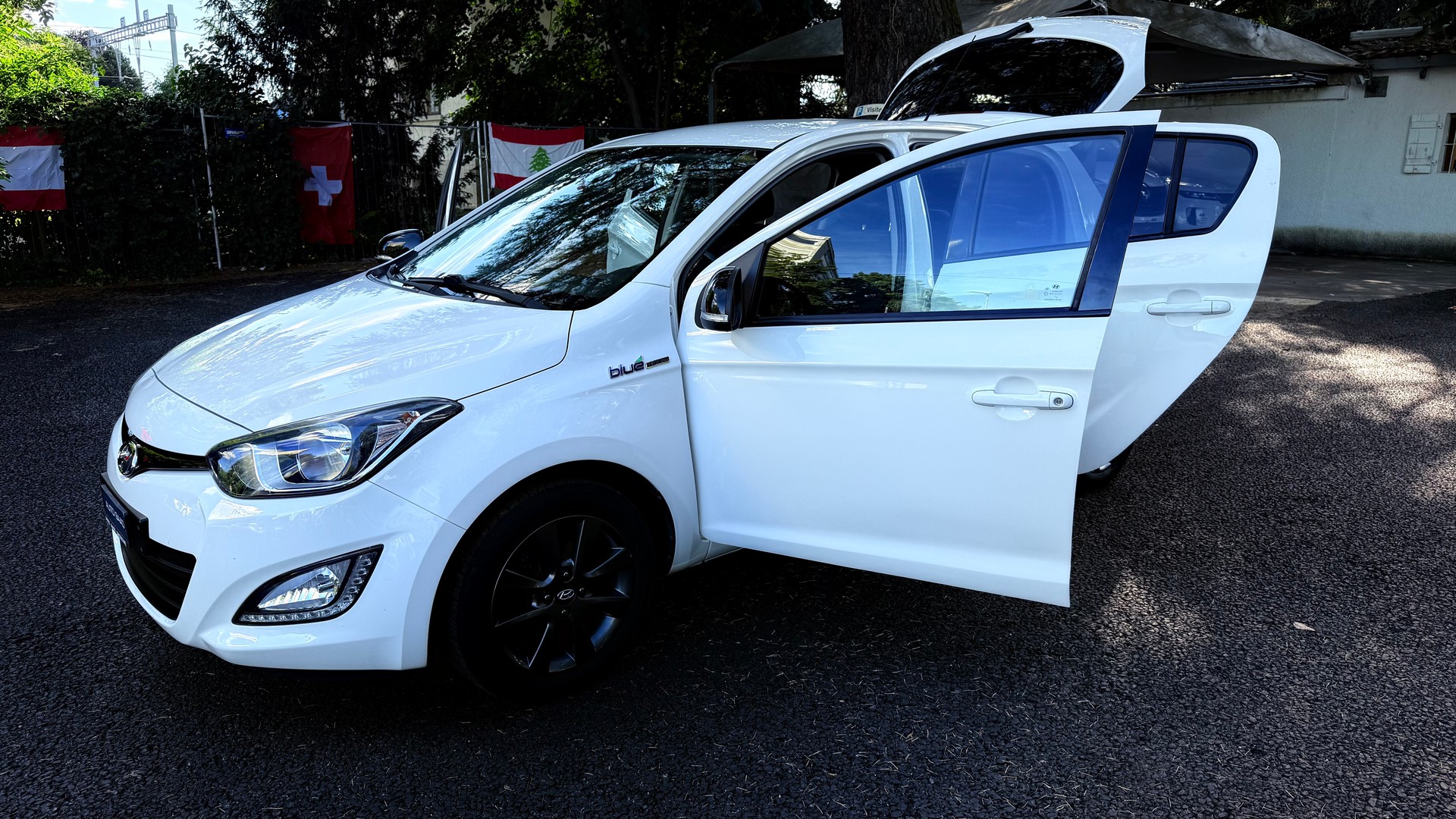 HYUNDAI i20 1.2 Comfort-image-11