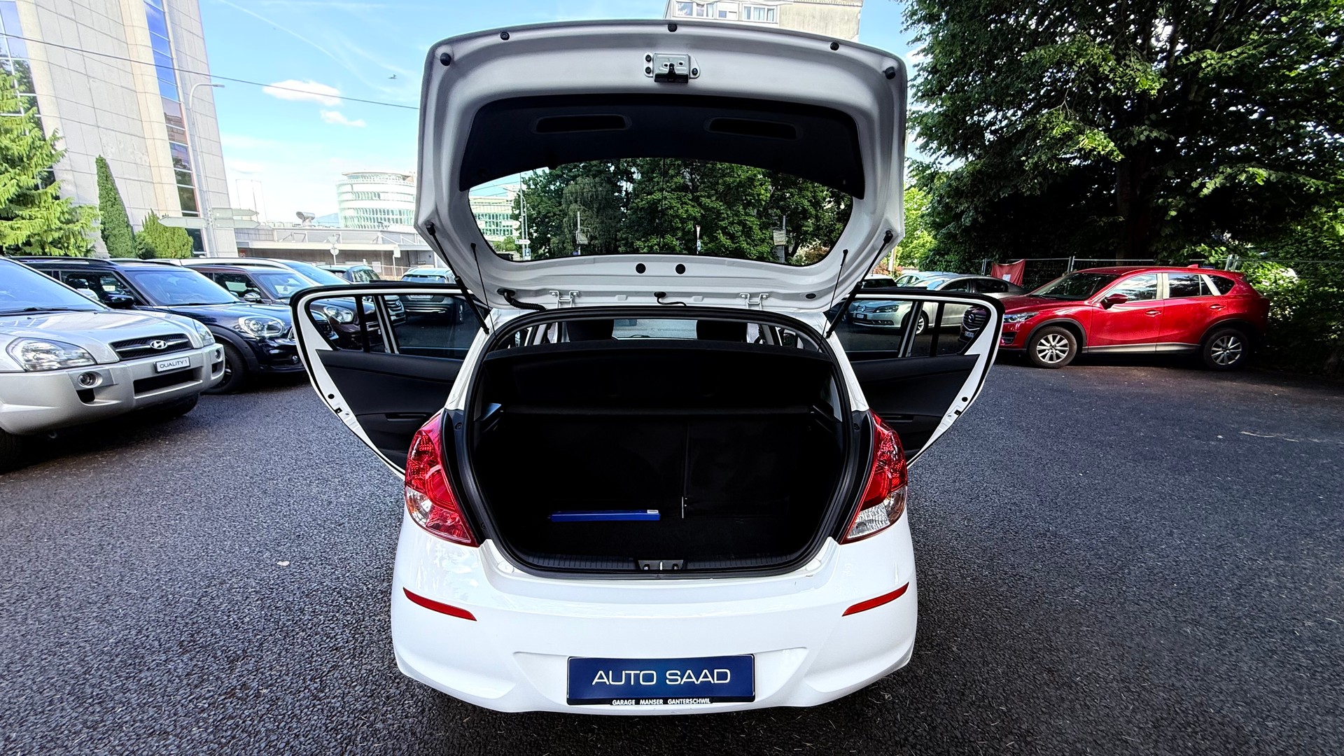 HYUNDAI i20 1.2 Comfort-image-6