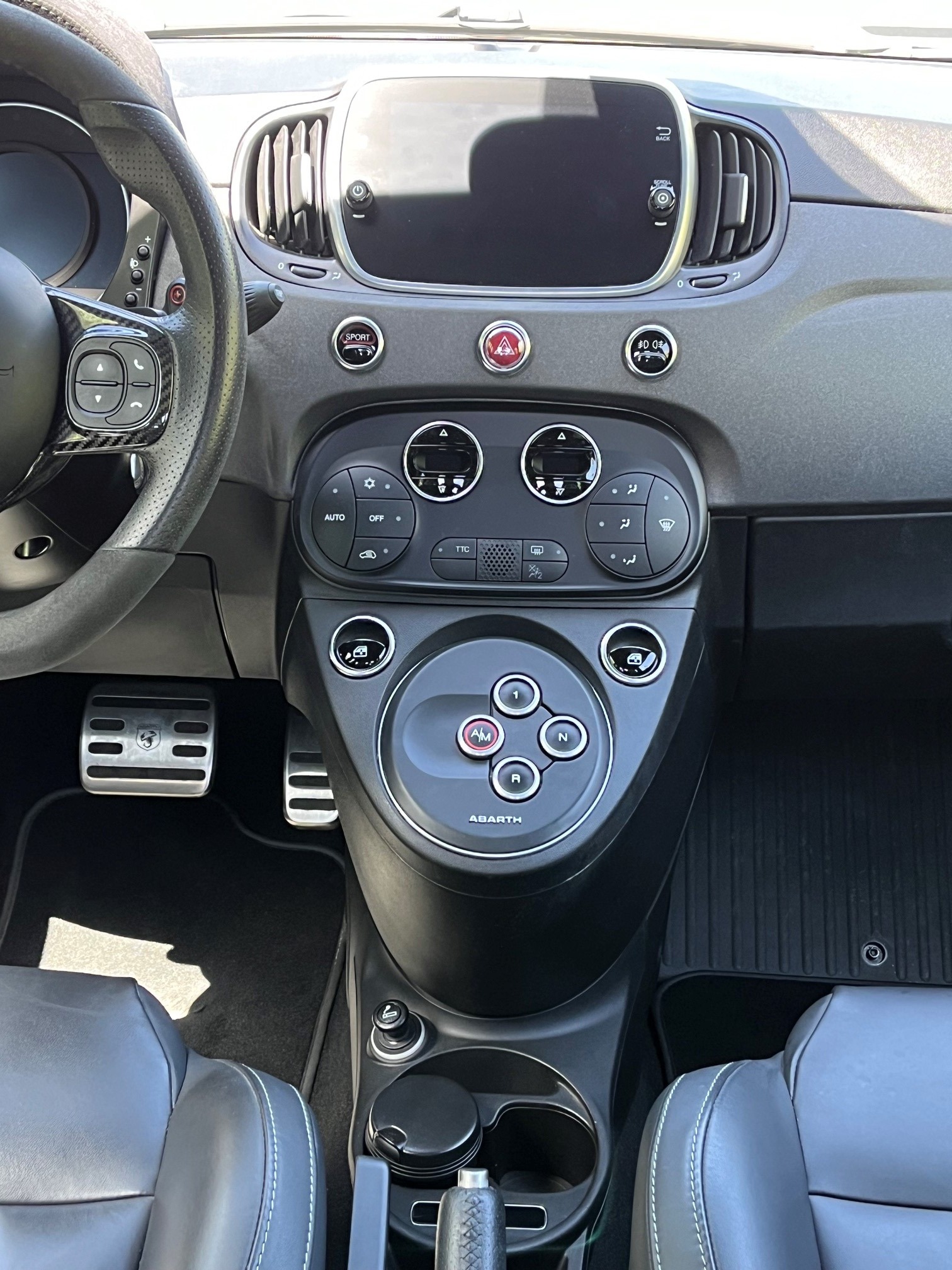 FIAT 595 1.4 16V Turbo Abarth Competizione Dualogic-image-12