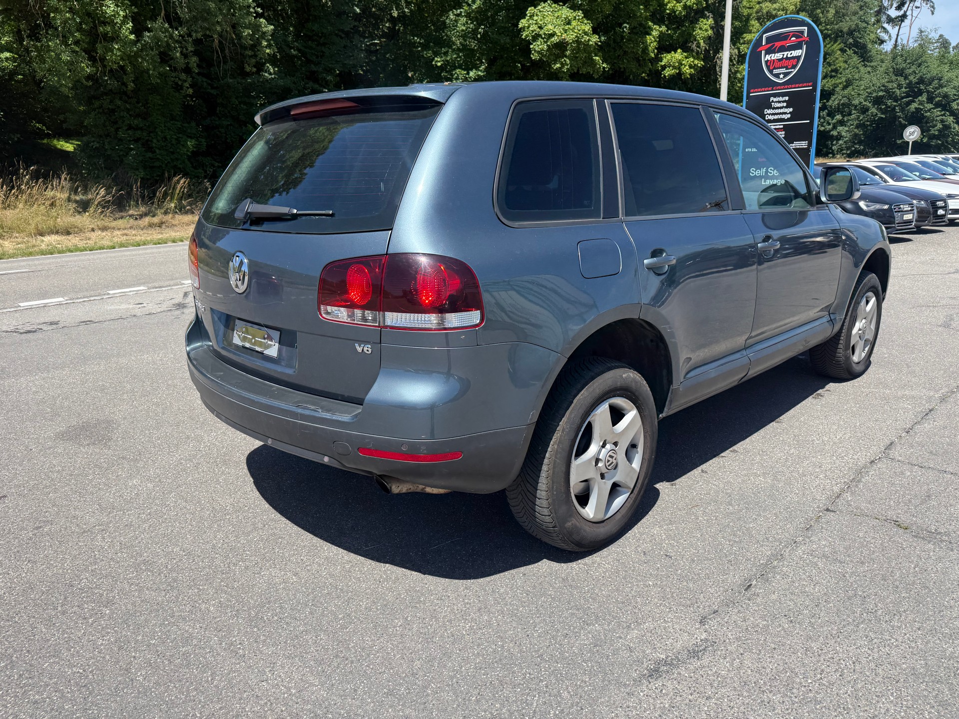 VW Touareg 3.6 V6 FSI Automatic-image-2