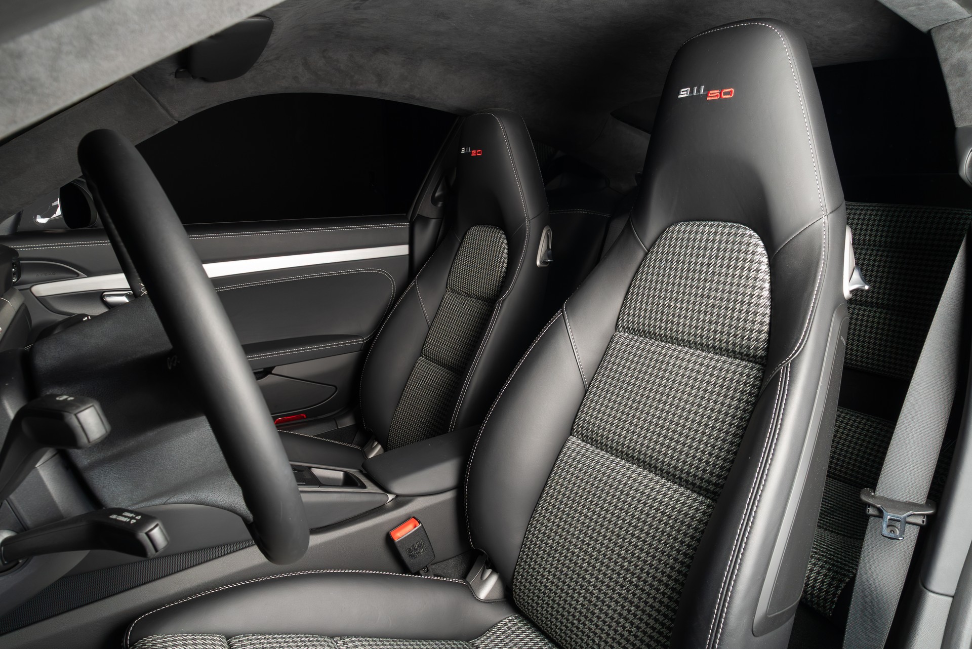 PORSCHE 911 Carrera S 50 Years-image-13