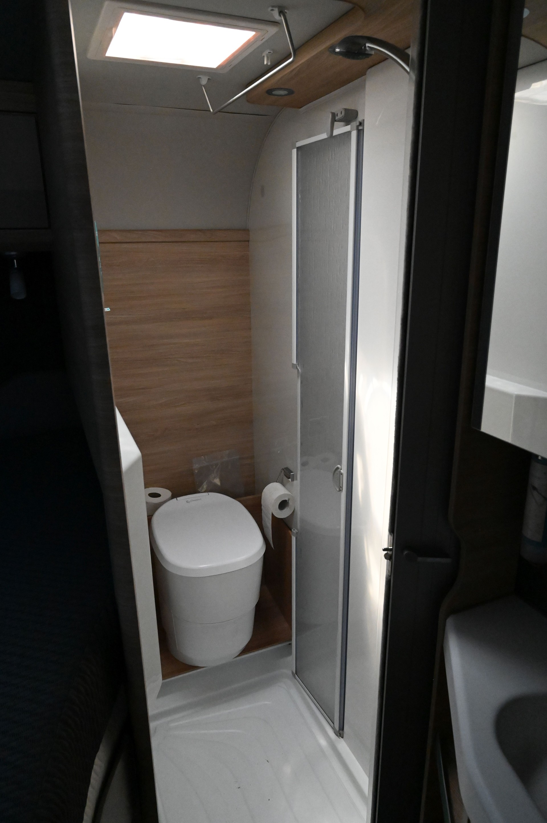 KNAUS Van-TI Plus Platinium Selection 700 LF-image-21