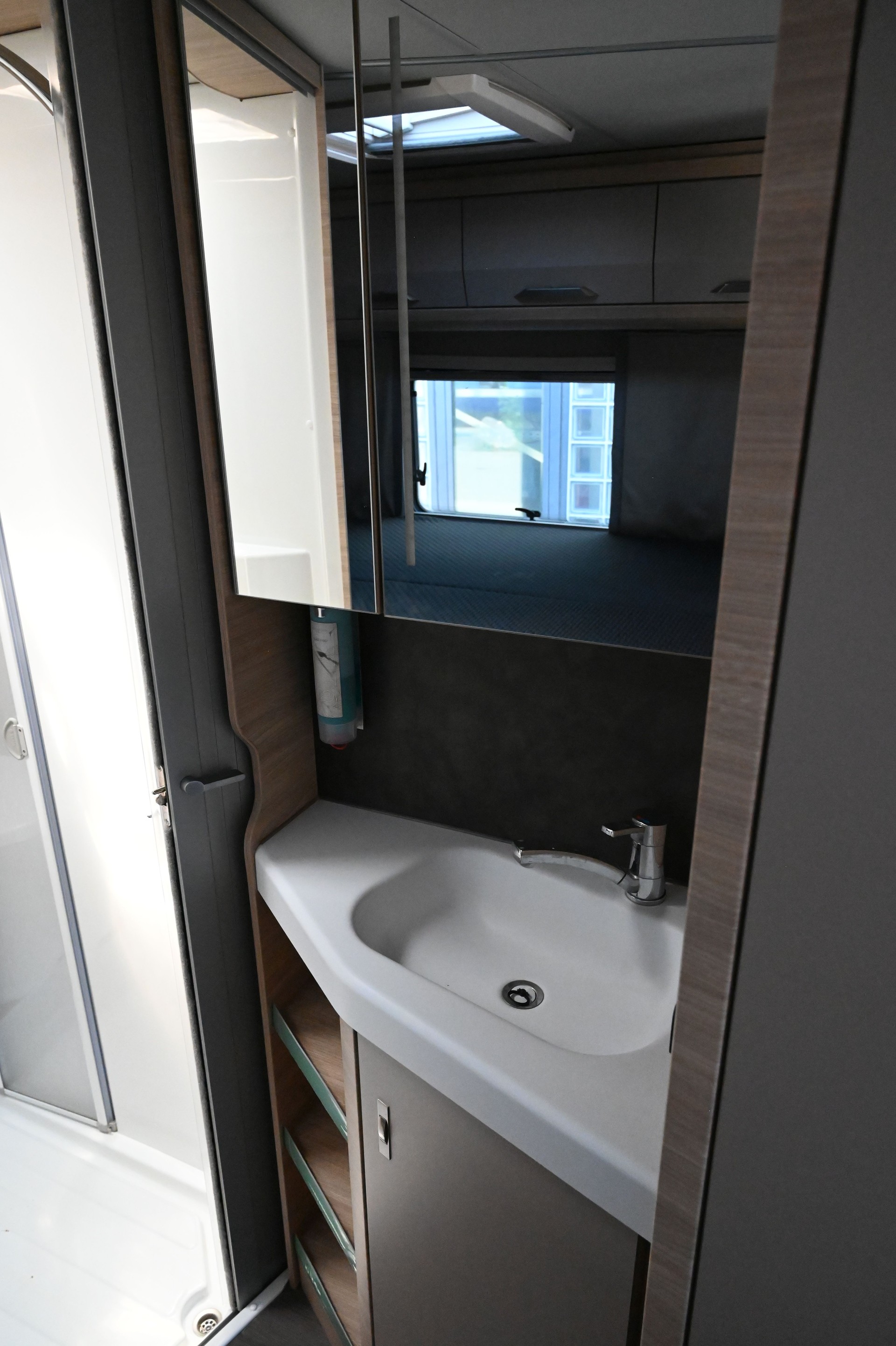 KNAUS Van-TI Plus Platinium Selection 700 LF-image-22