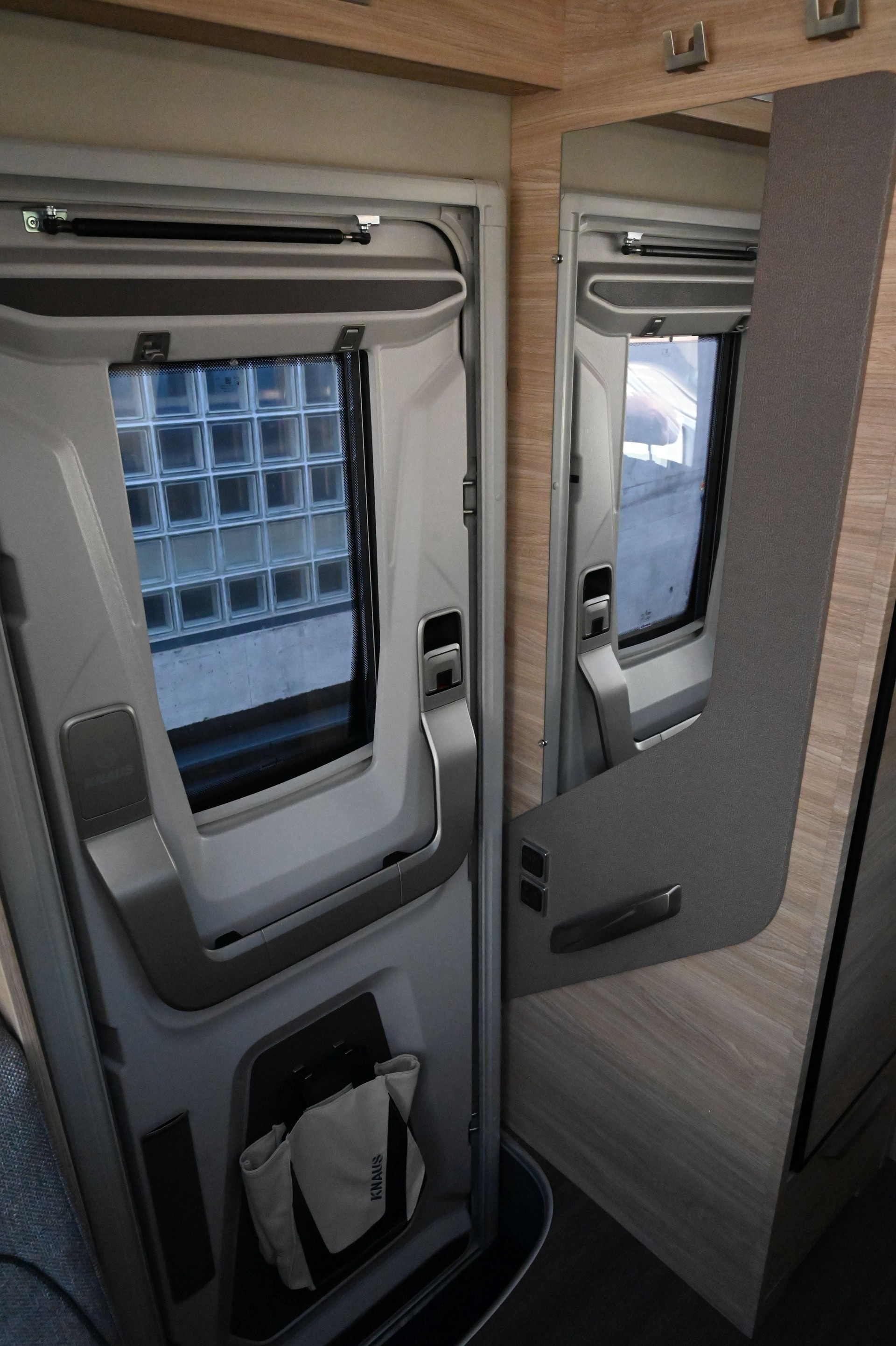 KNAUS Van-TI Plus Platinium Selection 700 LF-image-11