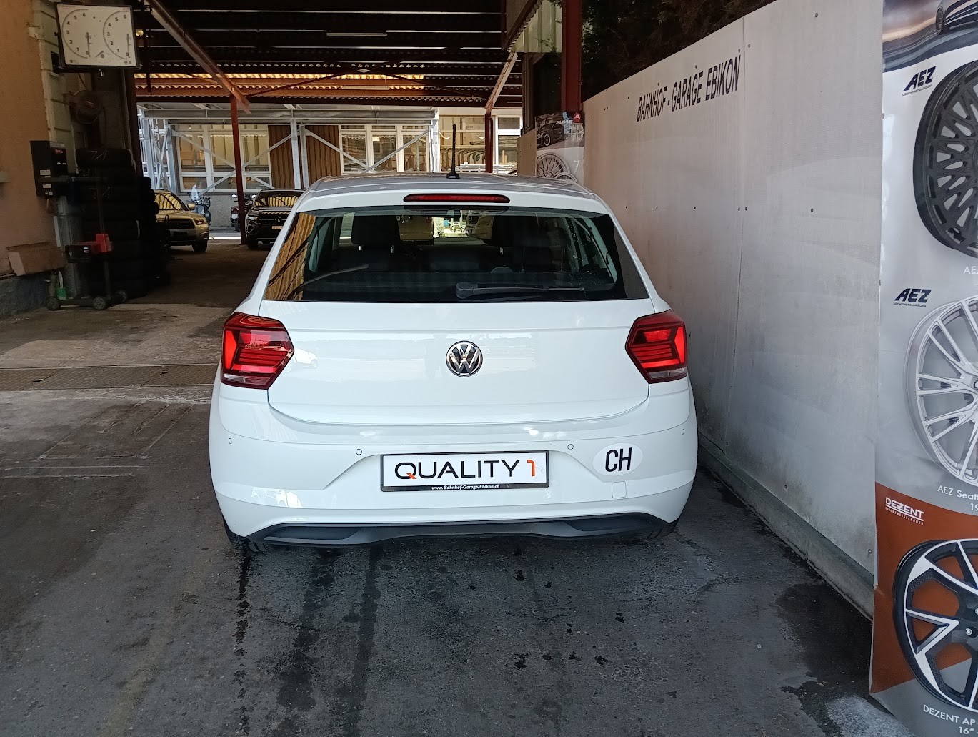 VW Polo 1.0 BMT Trendline-image-5