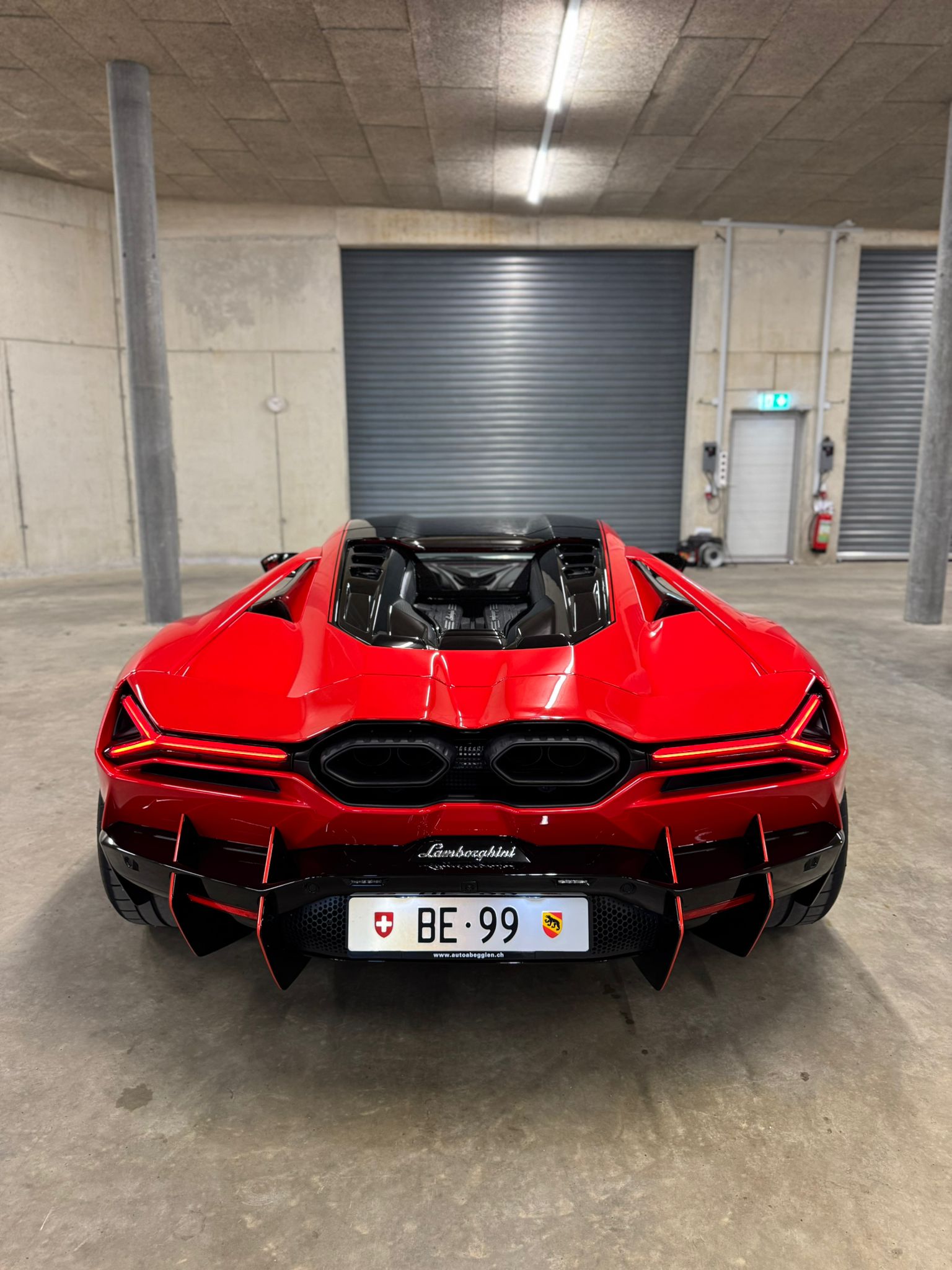LAMBORGHINI REVUELTO-image-5
