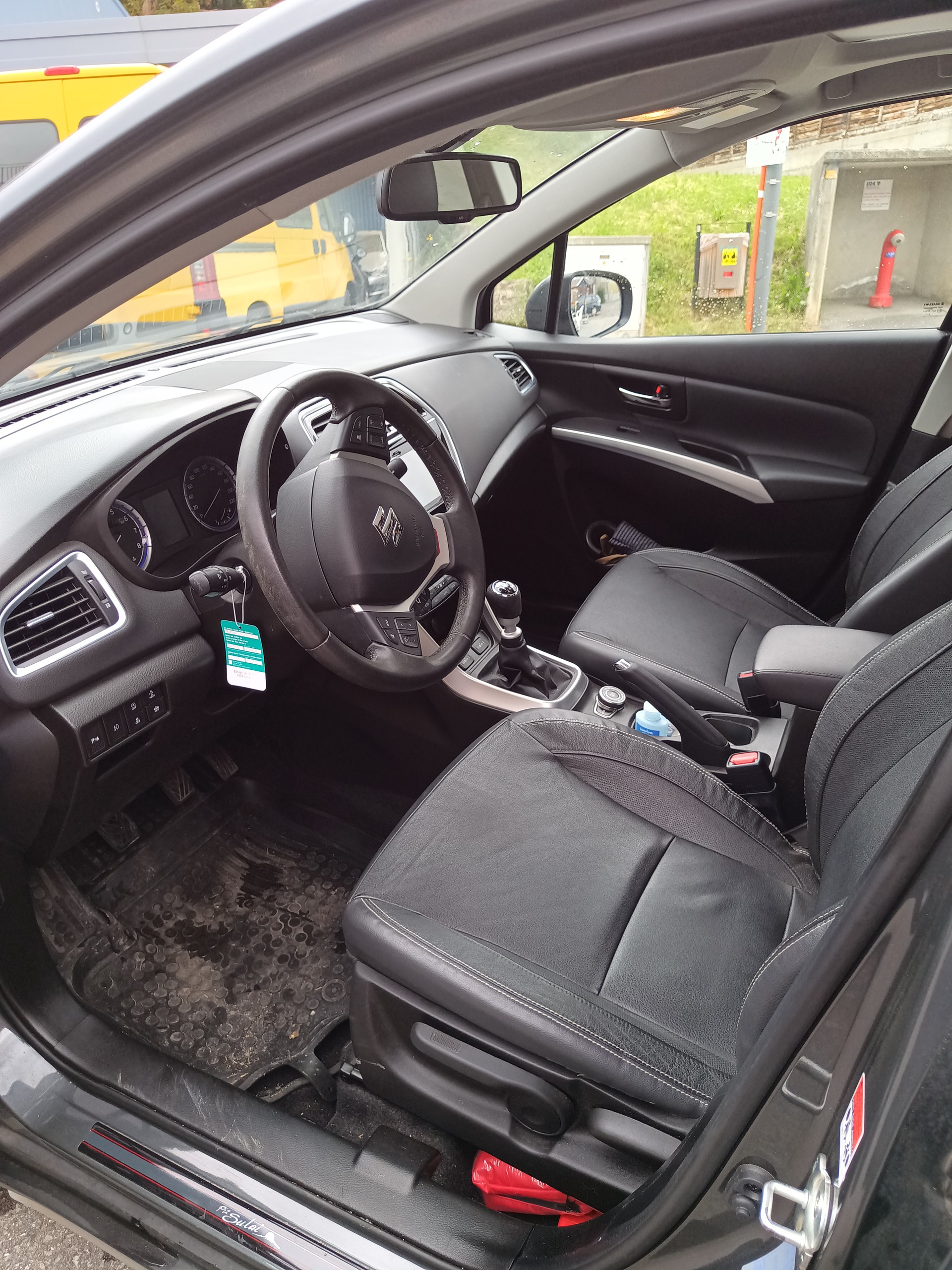 SUZUKI 1.4 T Piz Sulai Top 4x4-image-5