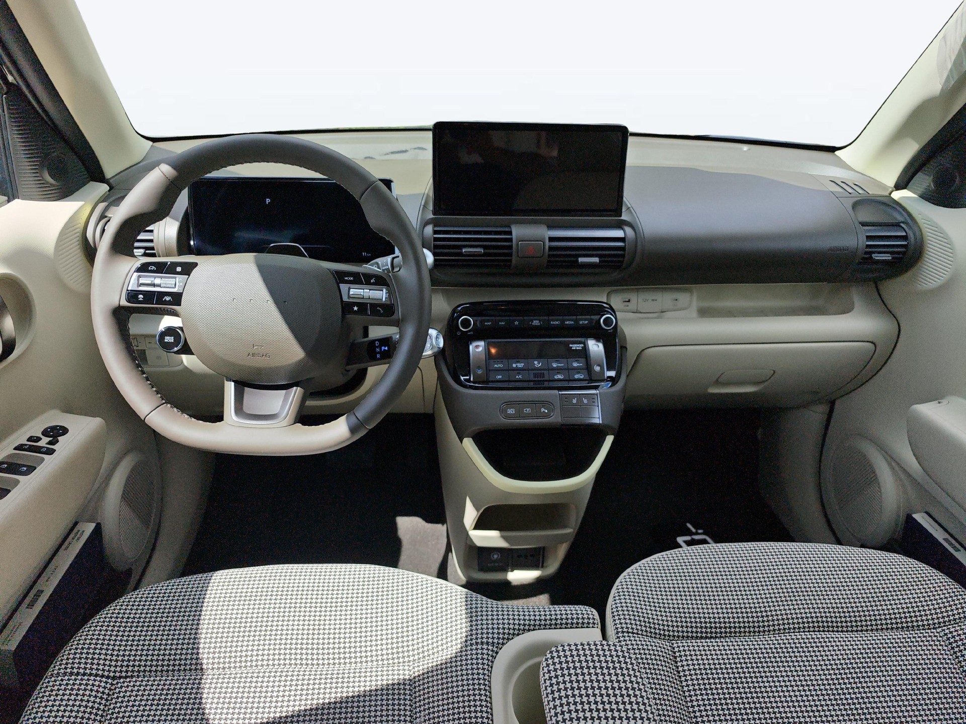 HYUNDAI Inster Electric Amplia-image-3