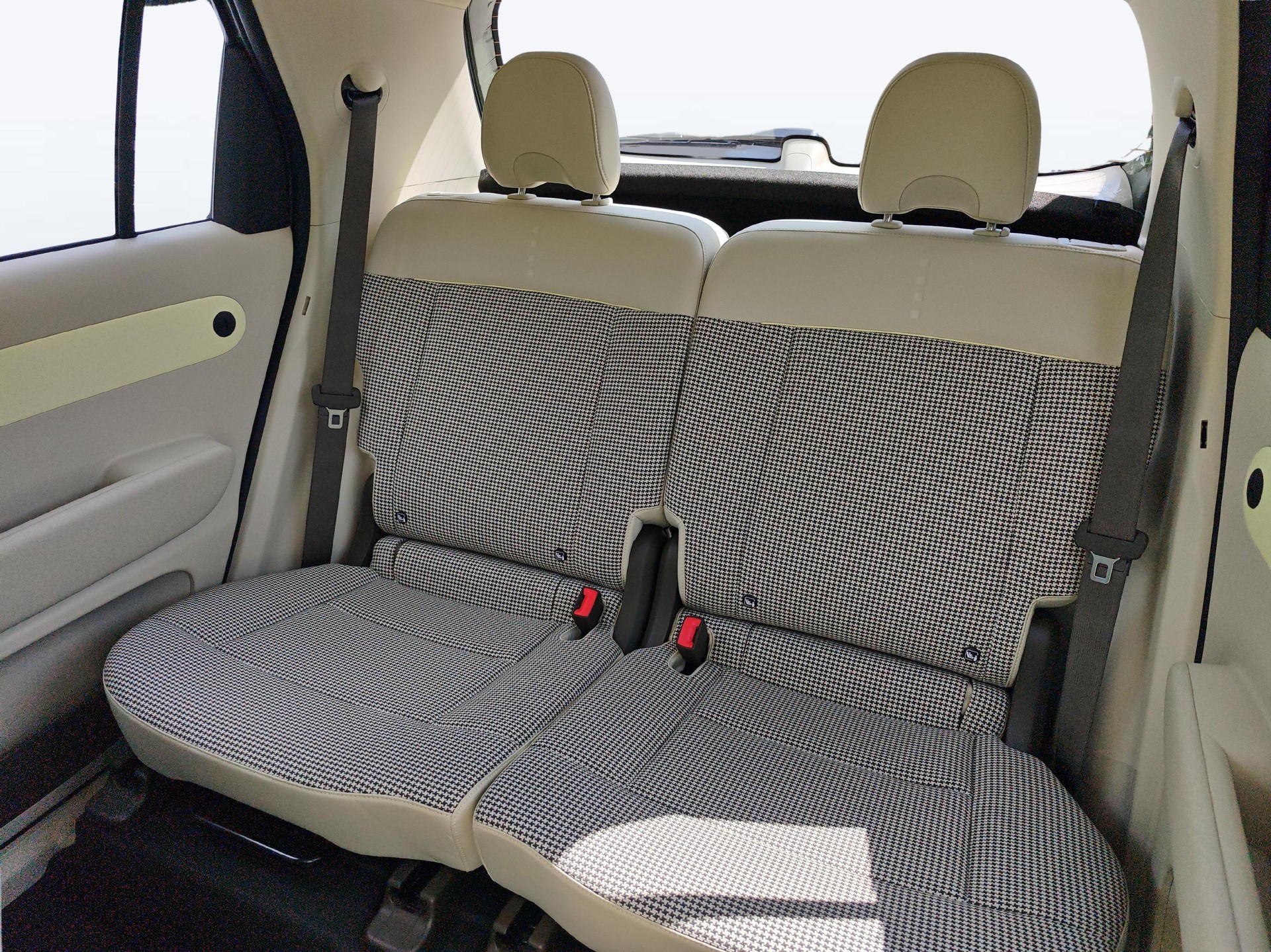 HYUNDAI Inster Electric Amplia-image-8