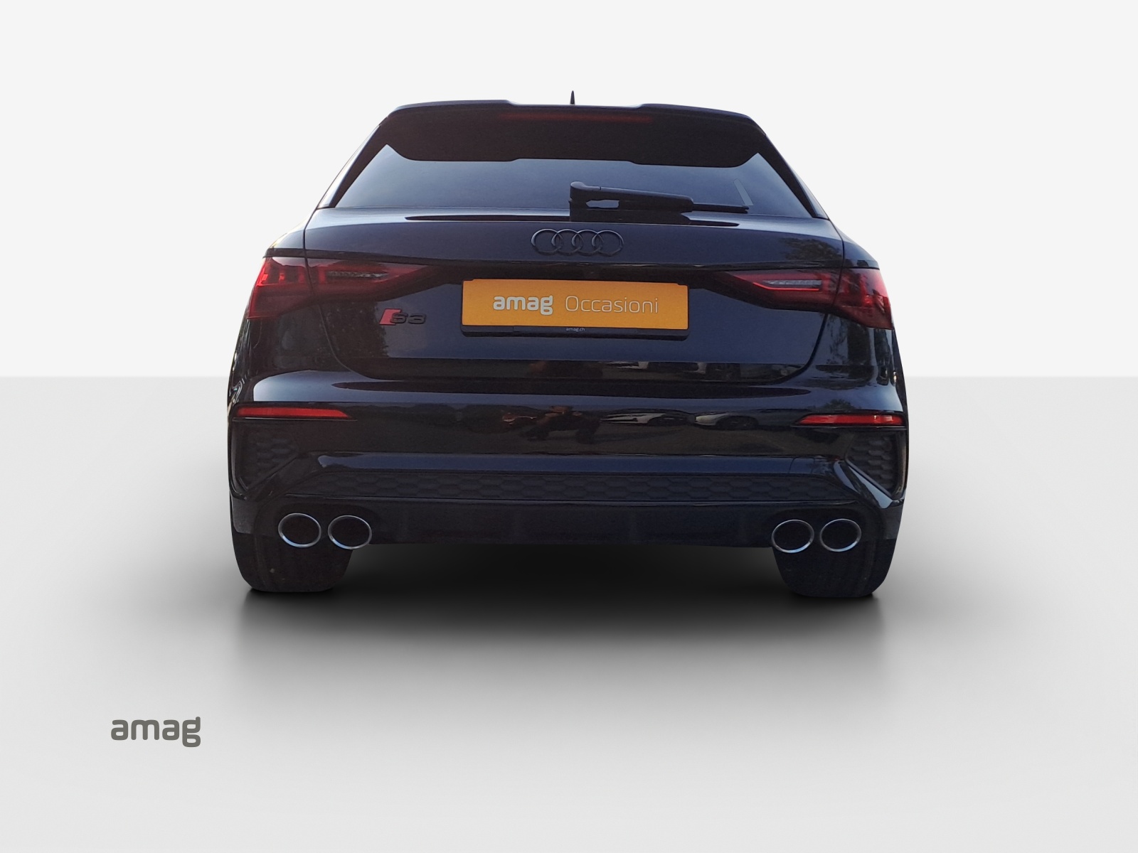 AUDI S3 Sportback 2.0 TFSI quattro S-tronic-showroom-element-3