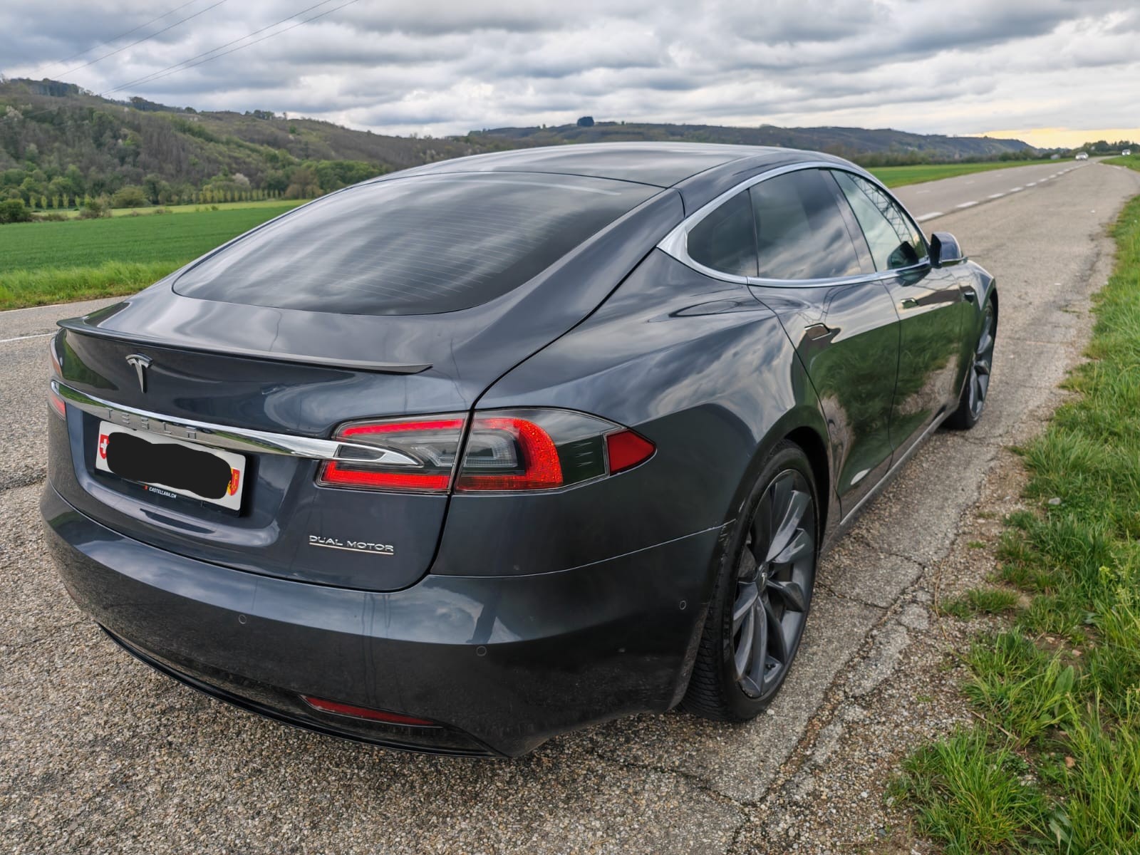 TESLA Ludicrous Performance-image-1