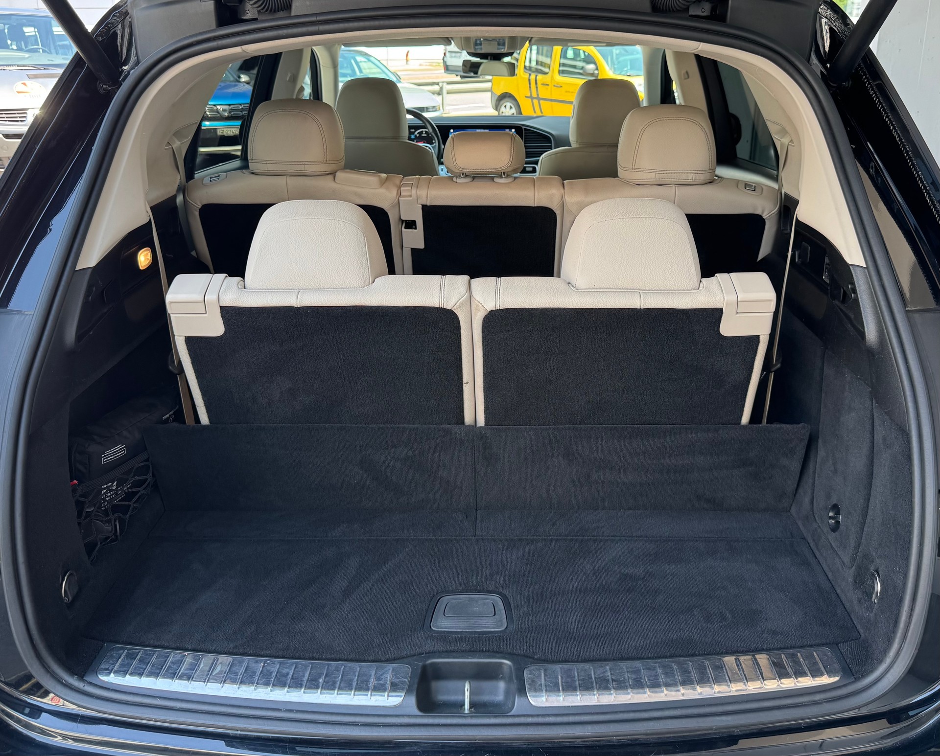 MERCEDES-BENZ GLE 300 d 4Matic 9G-Tronic-image-11