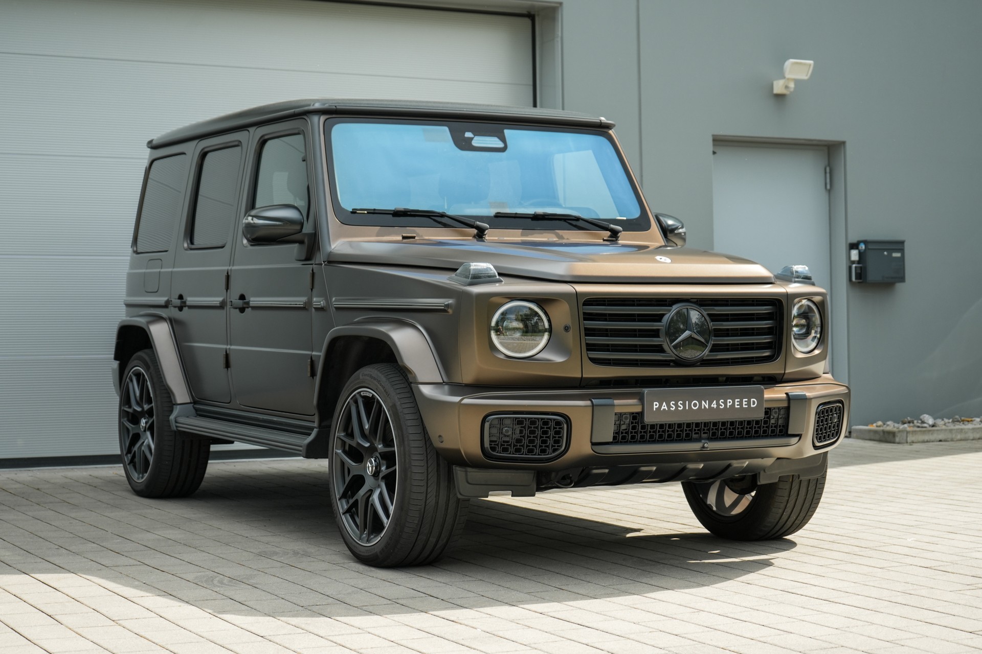 MERCEDES-BENZ G 500 9G-Tronic-image-2