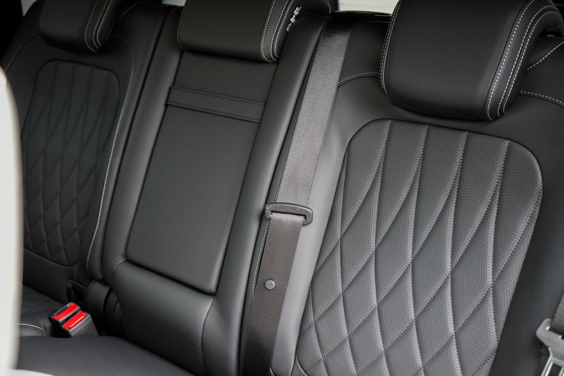 MERCEDES-BENZ G 500 9G-Tronic-image-18
