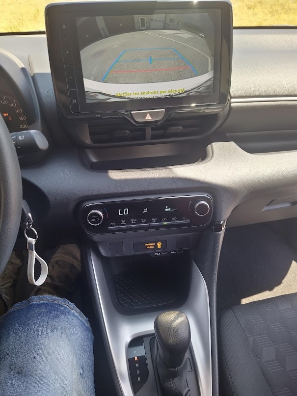 TOYOTA 1.5 VVT-i HSD Comfort-image-8